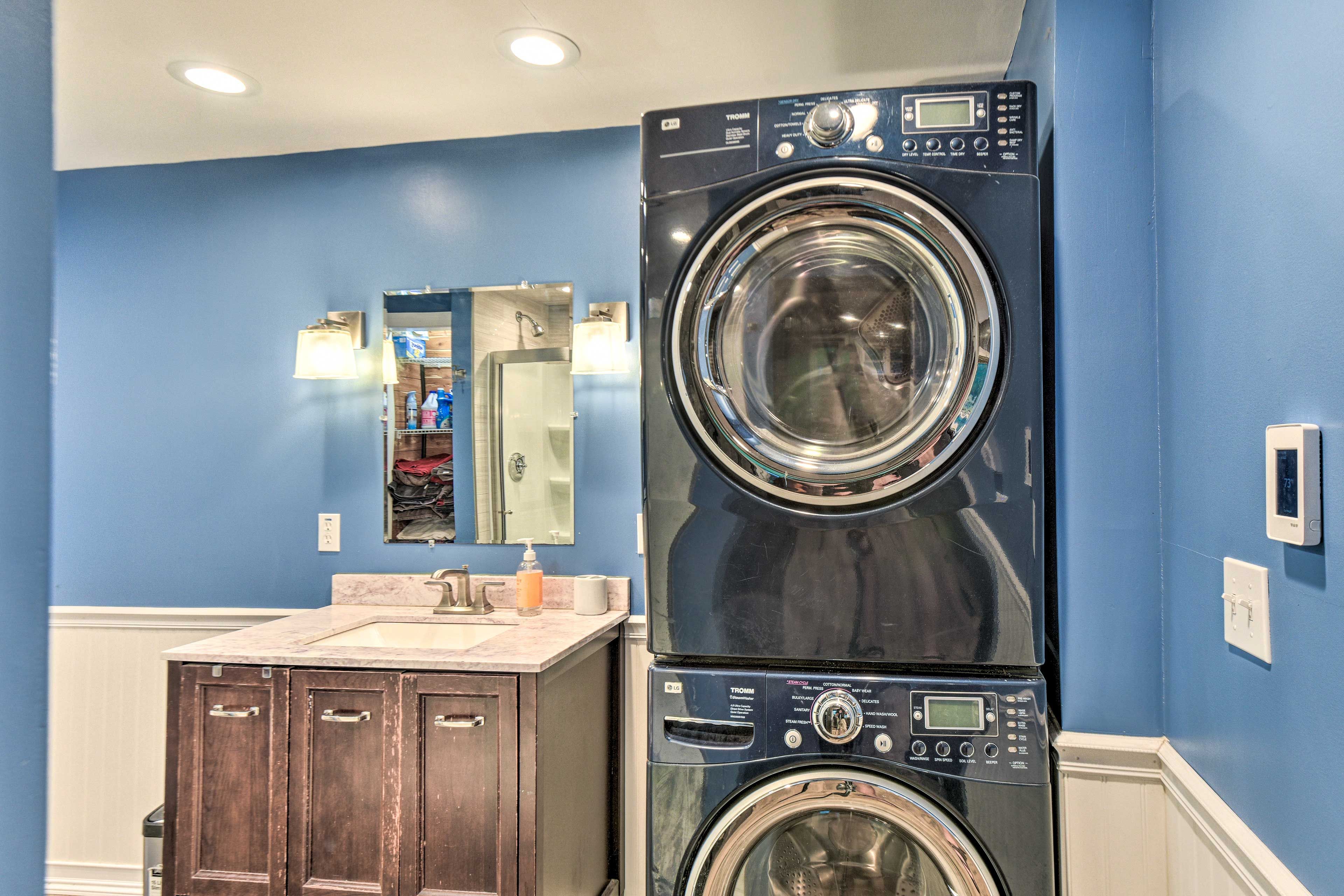 Full Bathroom | In-Unit Laundry