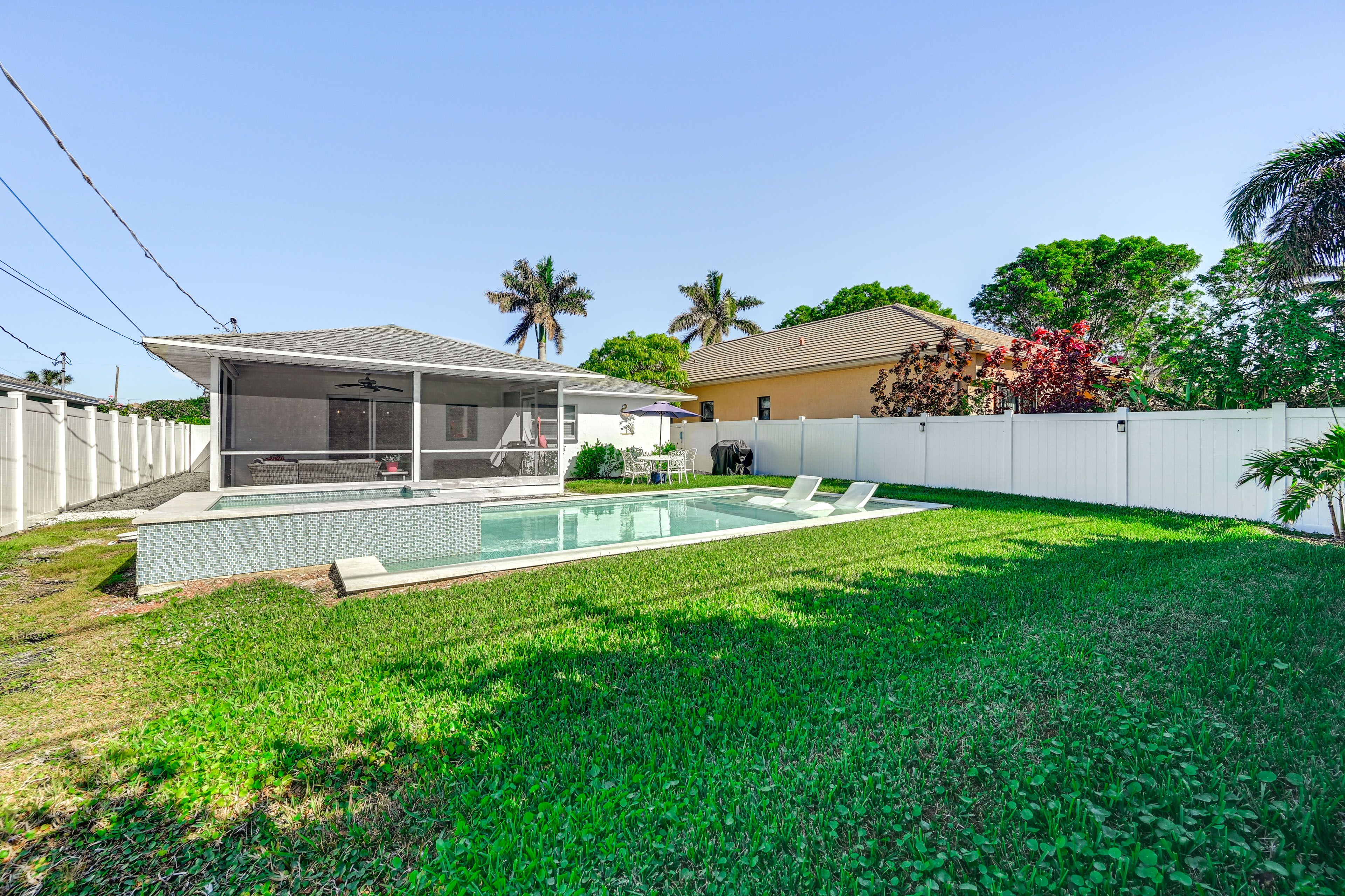 Backyard | Gas Grill | Heated Pool