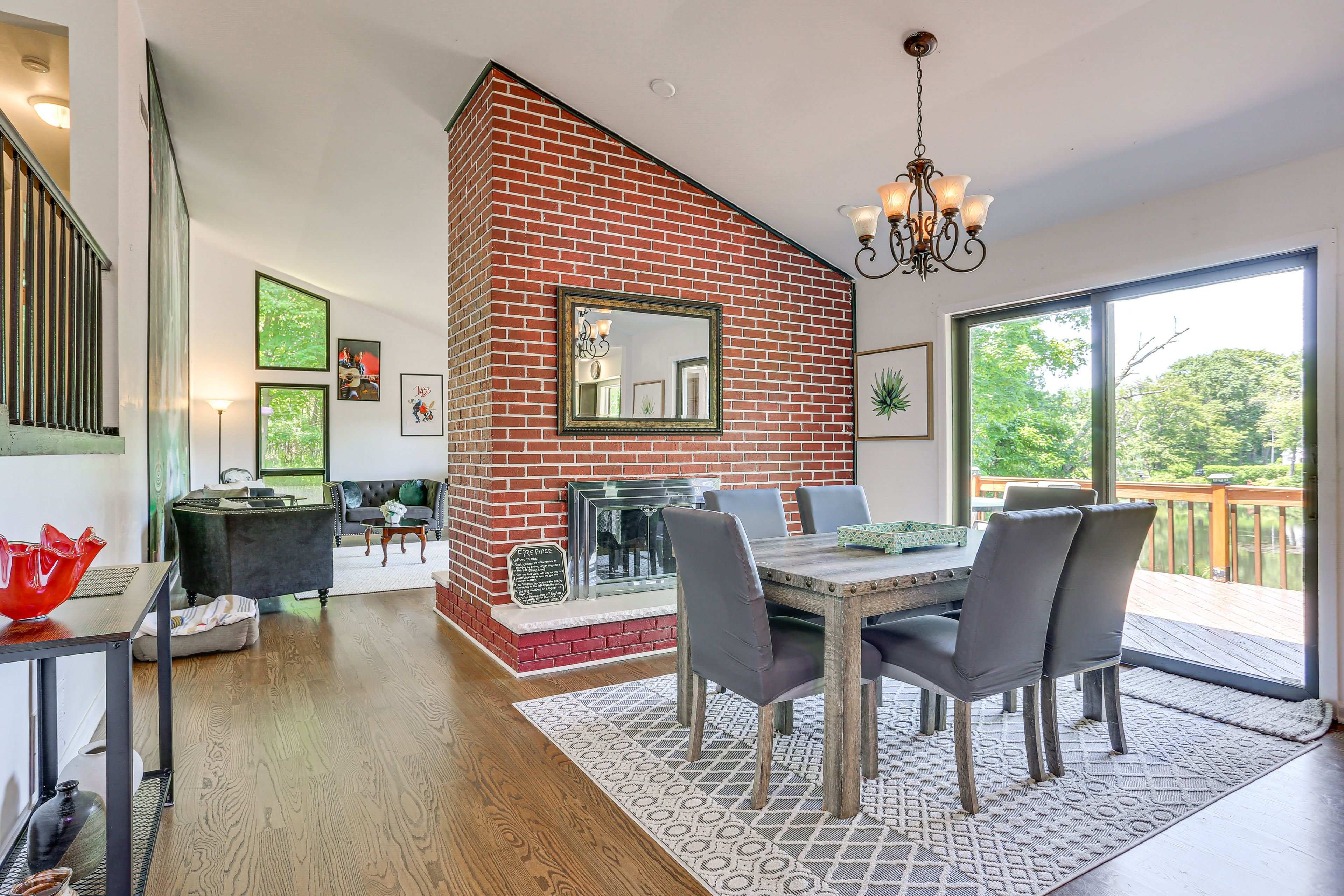 Dining Area | Dishware & Flatware