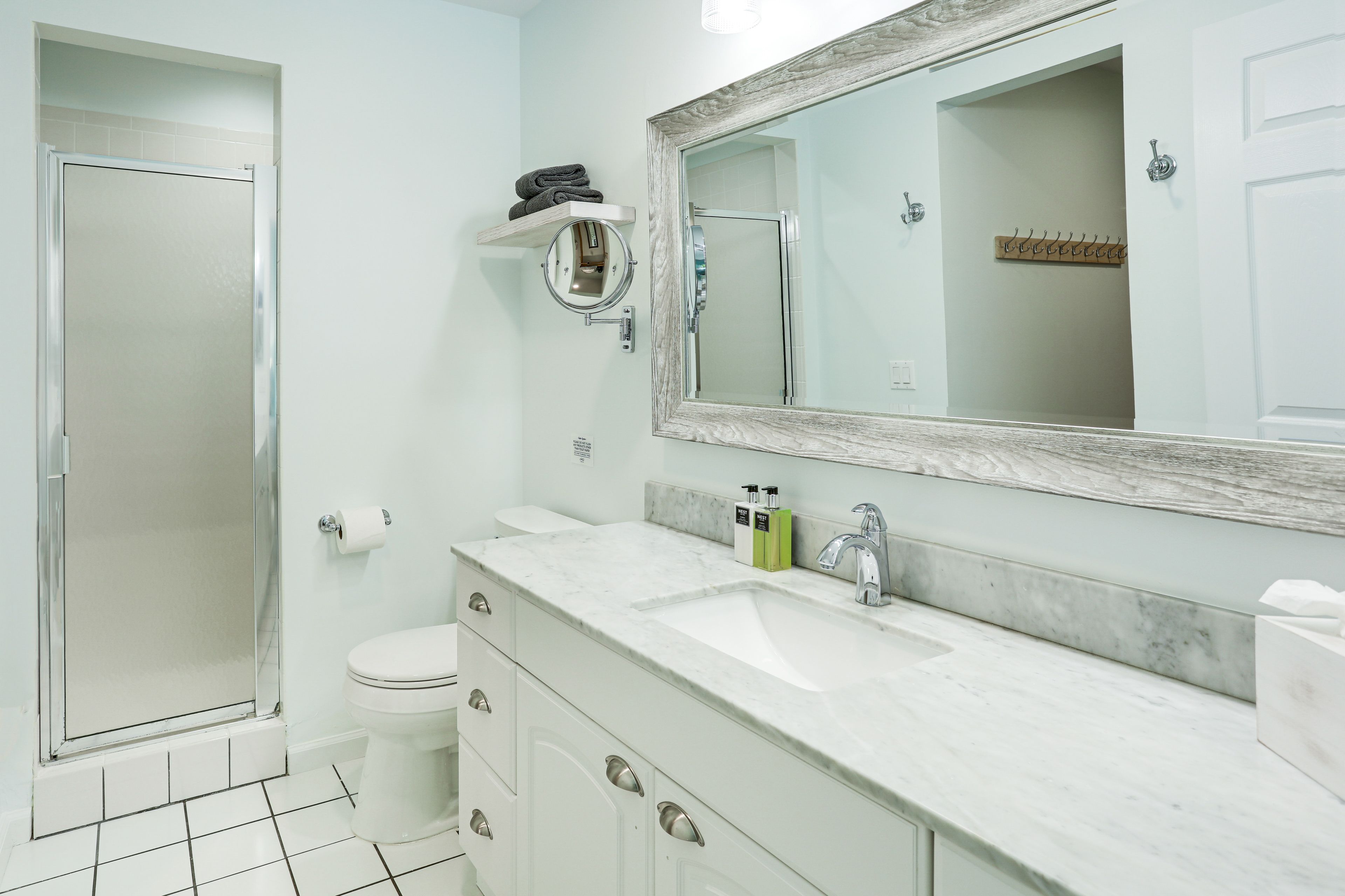 Full Bathroom | Main Floor | Complimentary Toiletries | Grab Rails in Shower