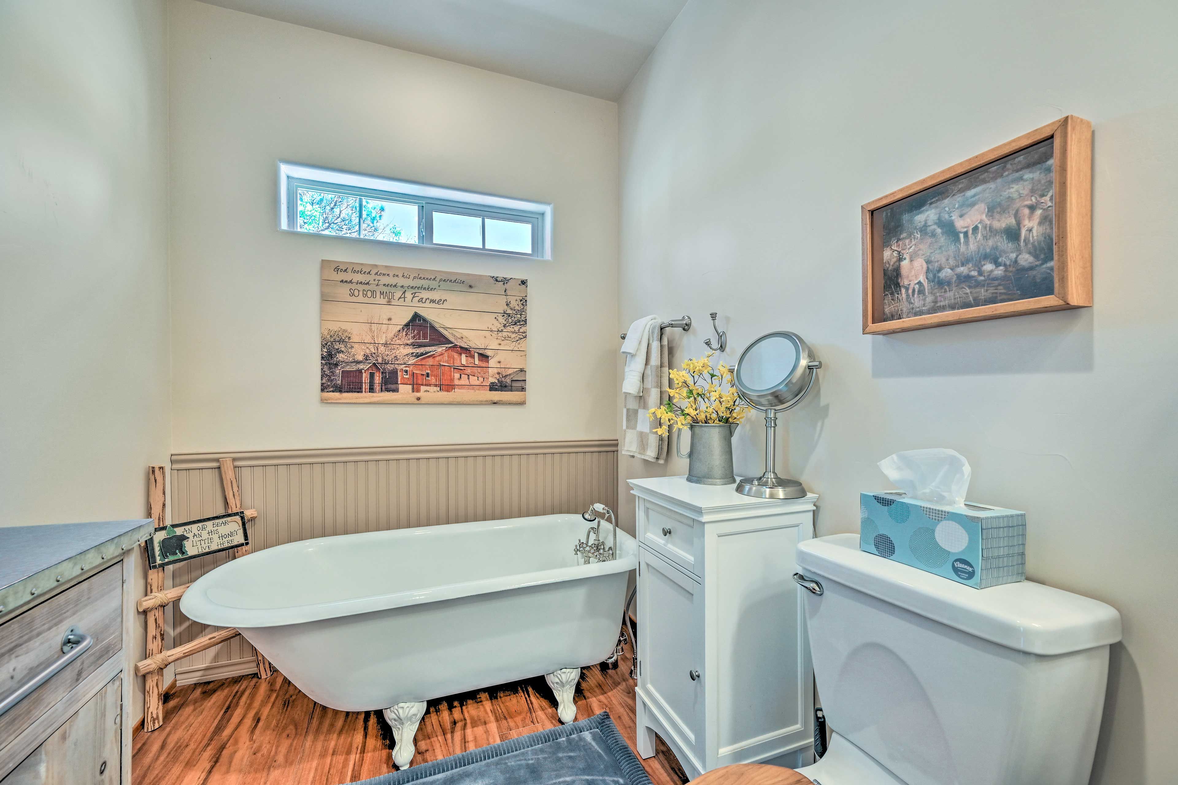 En Suite Bathroom