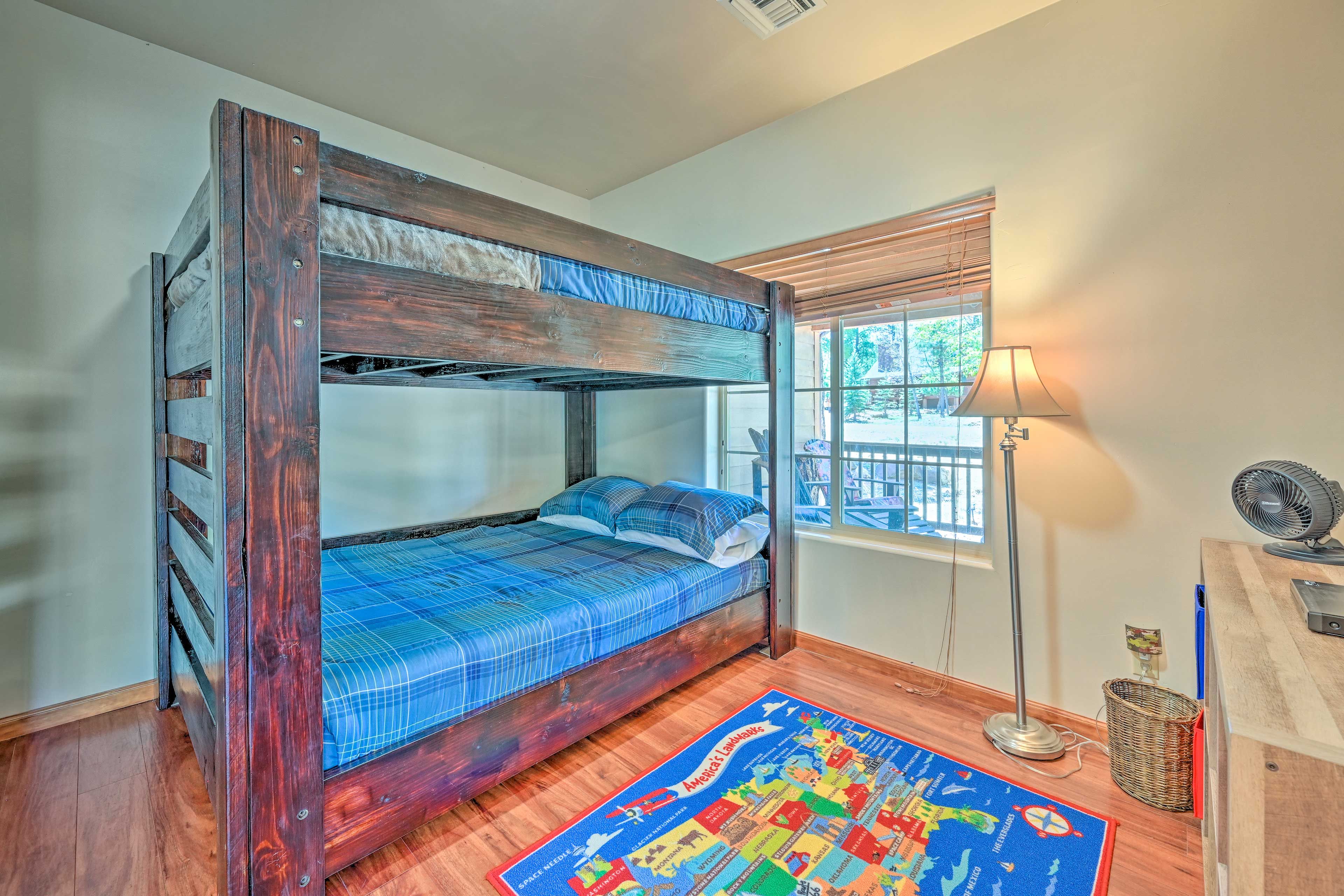 Bedroom 3 | Queen Bunk Bed