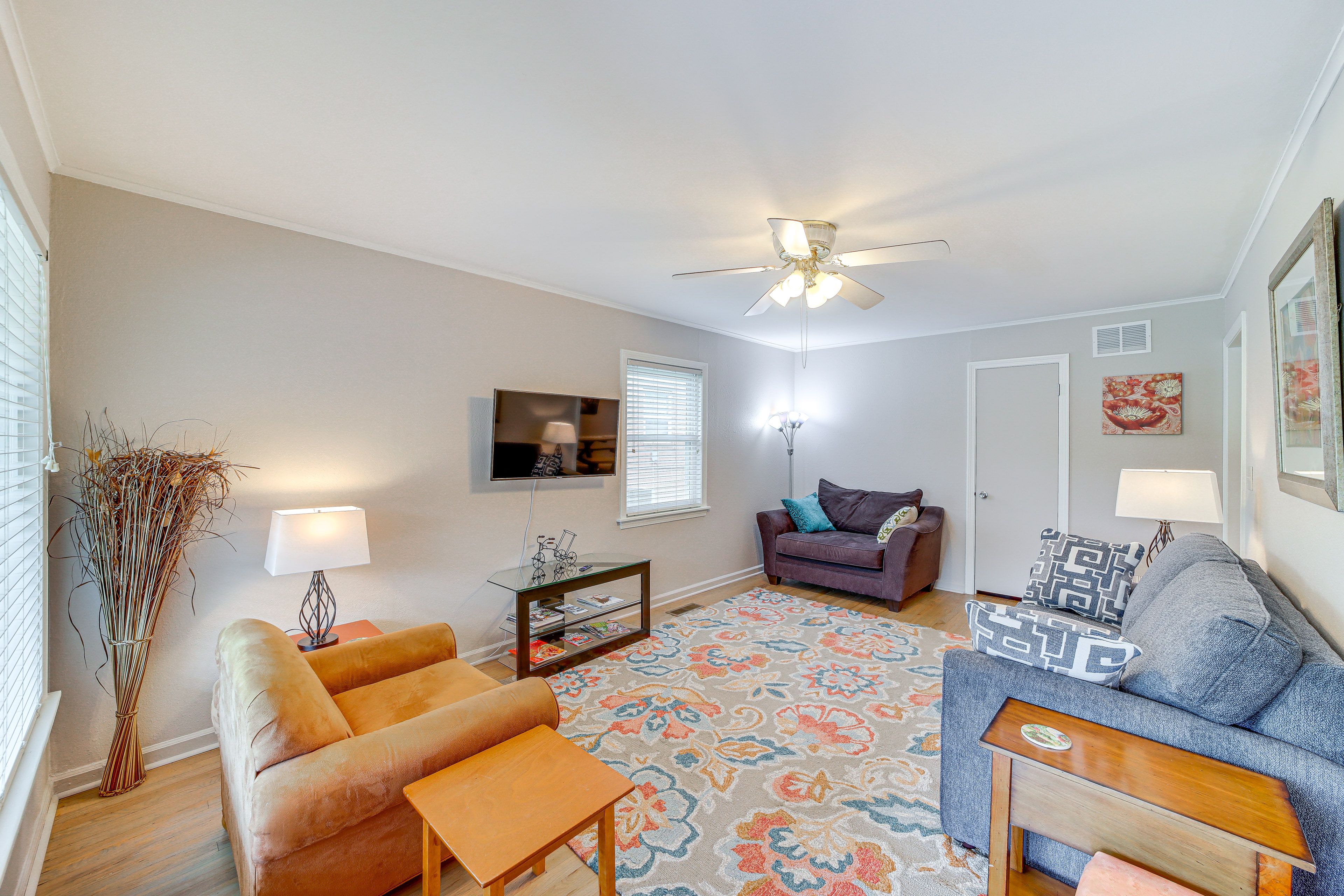 Tulsa Vacation Rental | 2BR | 1BA | 950 Sq Ft | 3.5 Steps to Enter