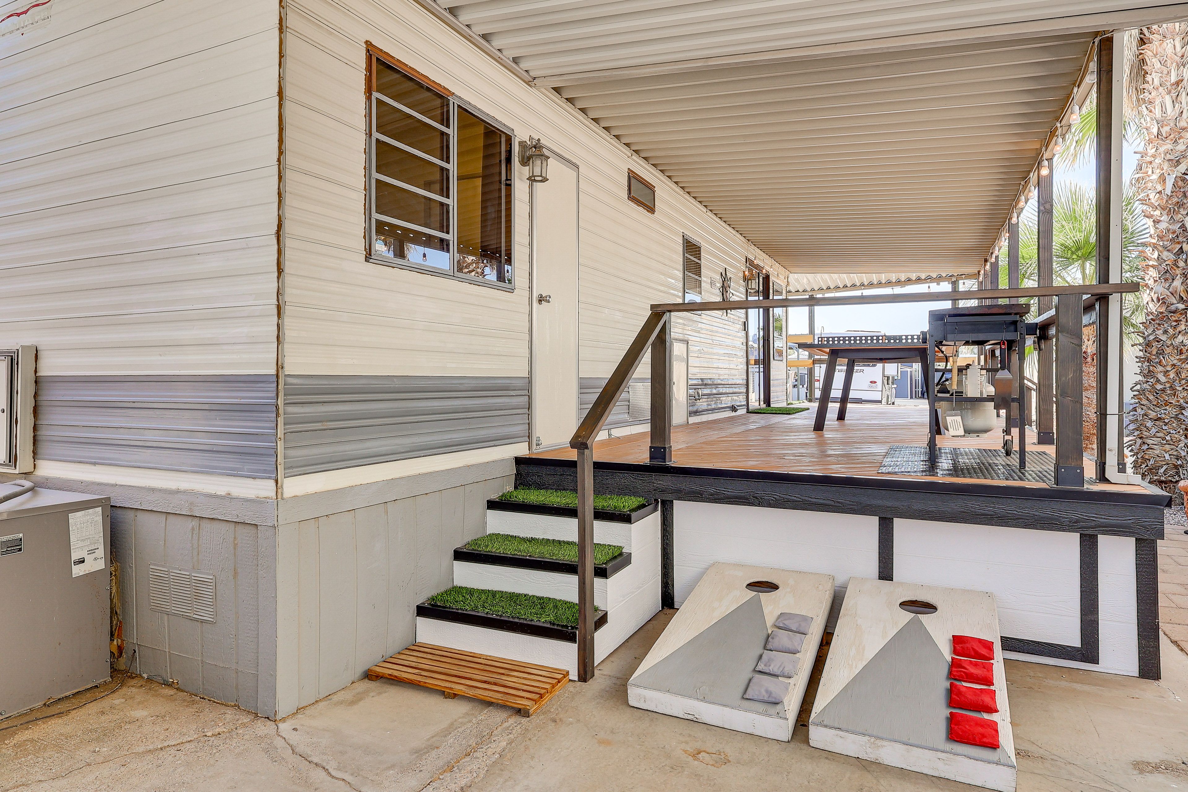 Property Exterior | Driveway Parking (2 Vehicles) | Free RV/Trailer/Boat Parking