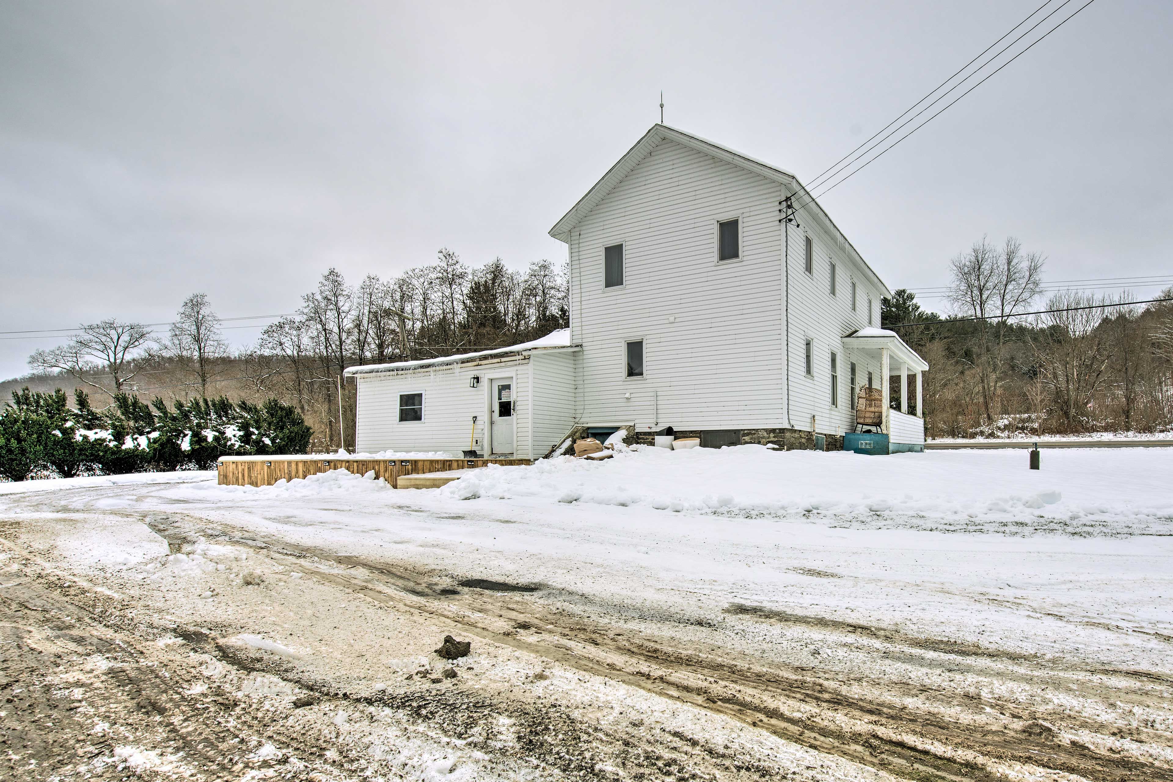 House Exterior | Driveway Parking (5 Vehicles)