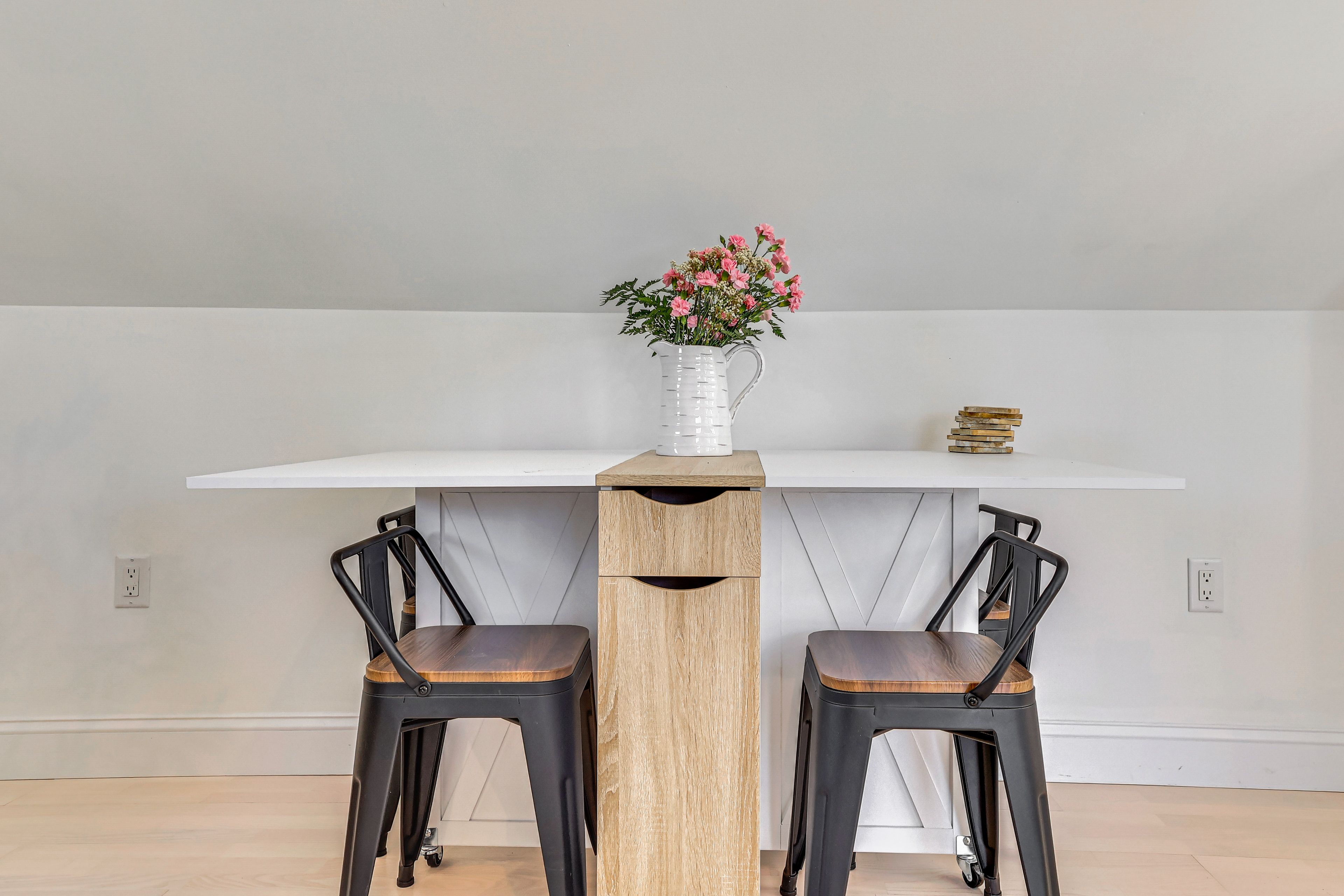 Dining Area | 2nd Floor