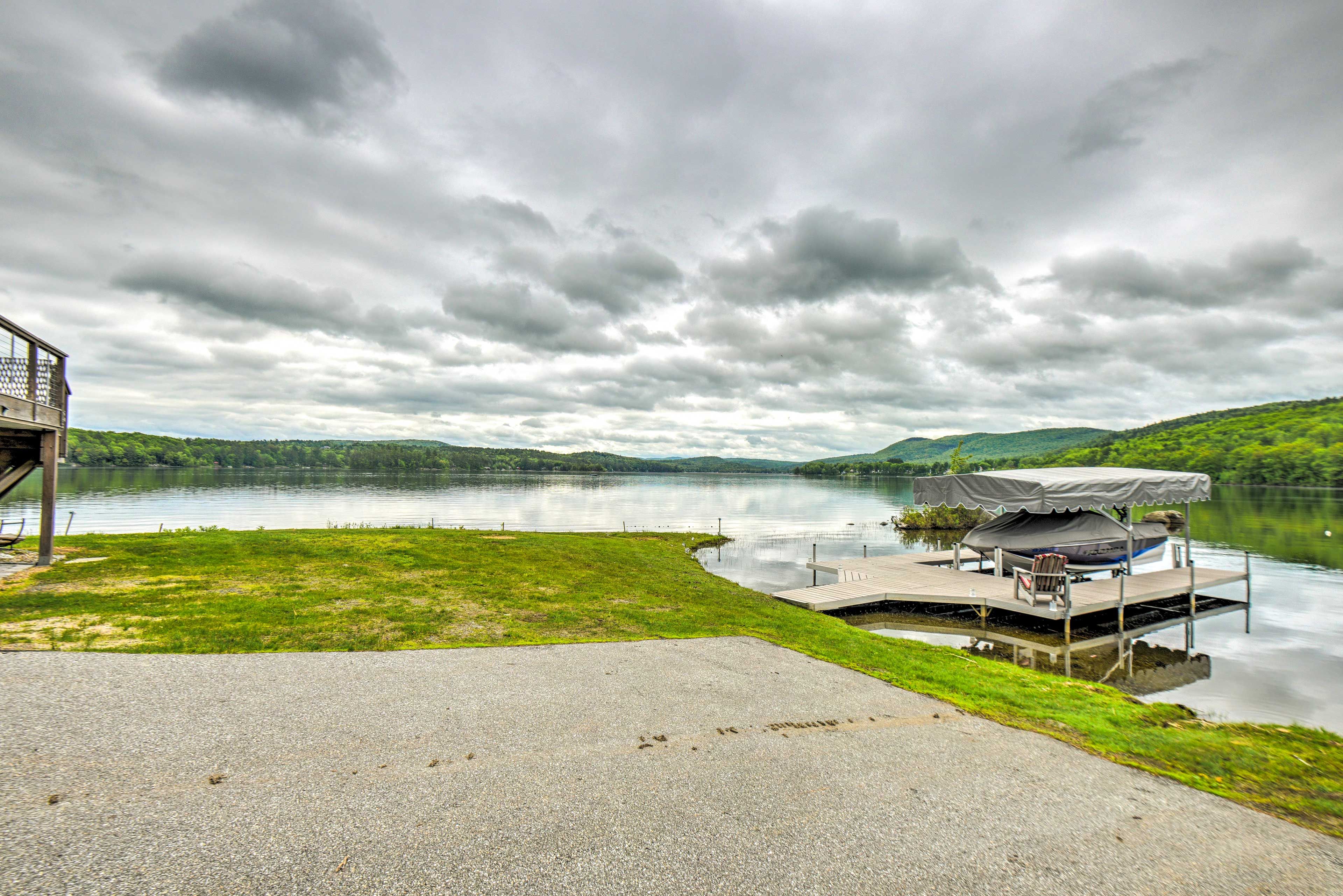 Exterior | Boat Dock | Keyless Entry | 4 External Security Cameras (Facing Out)