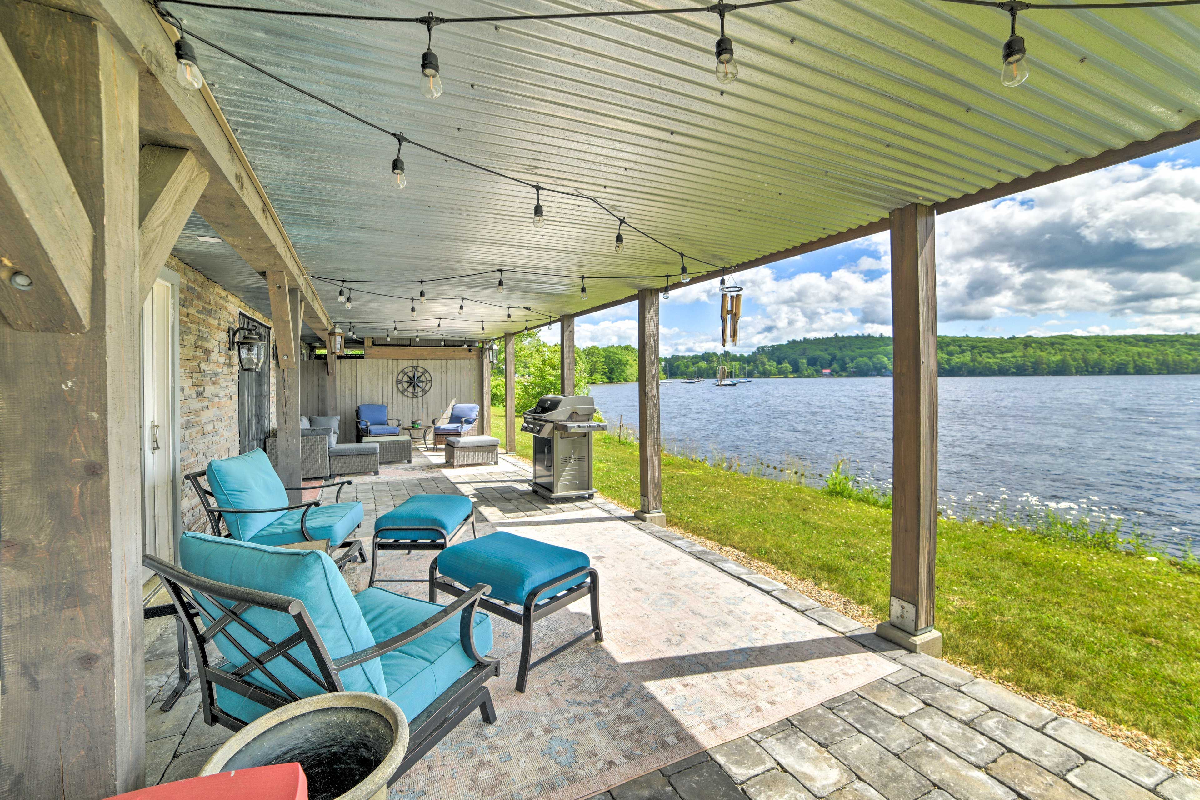 Patio | Grill | Griddle | Kayaks