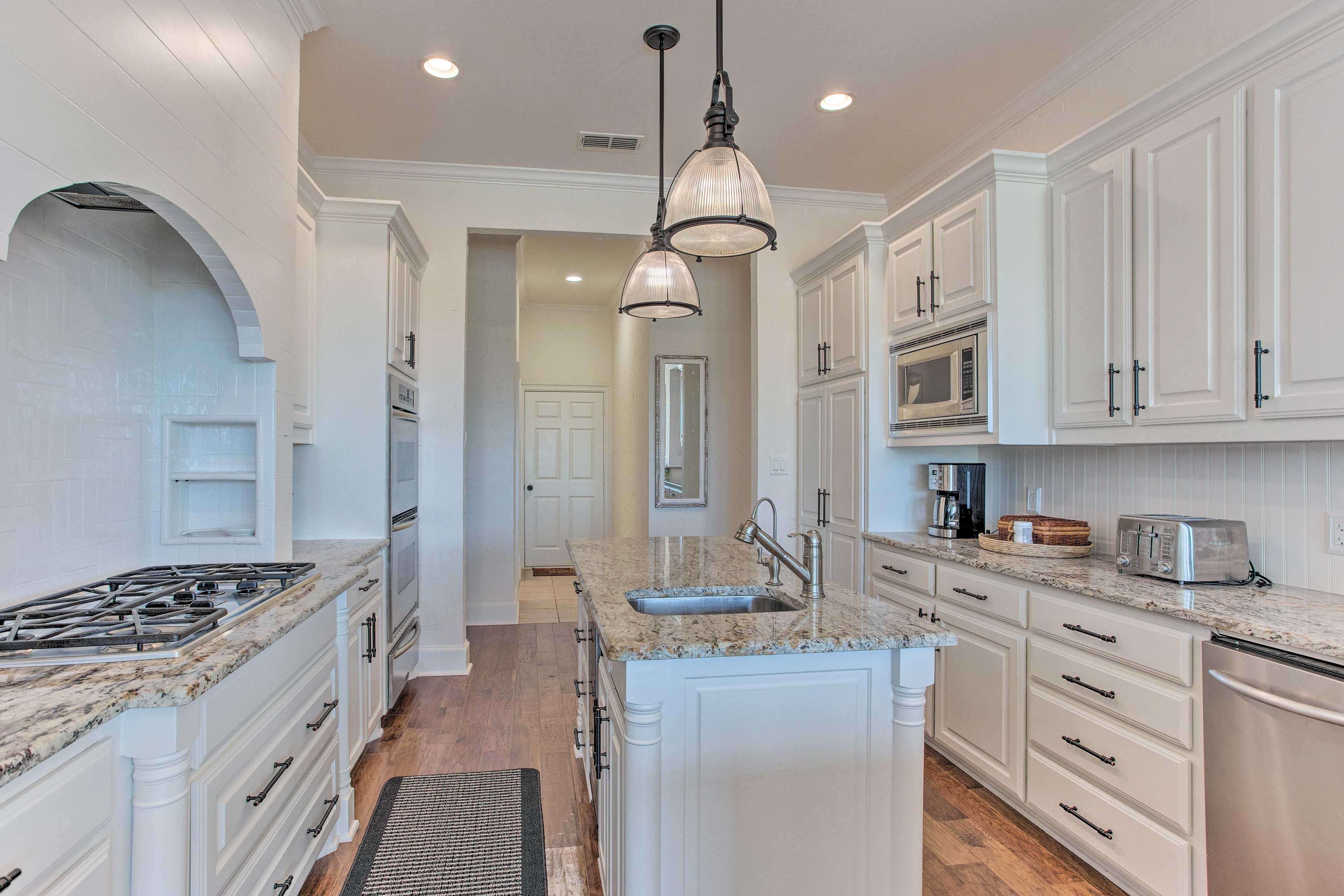 Kitchen | Blender | Complimentary Spices | Dishware & Flatware