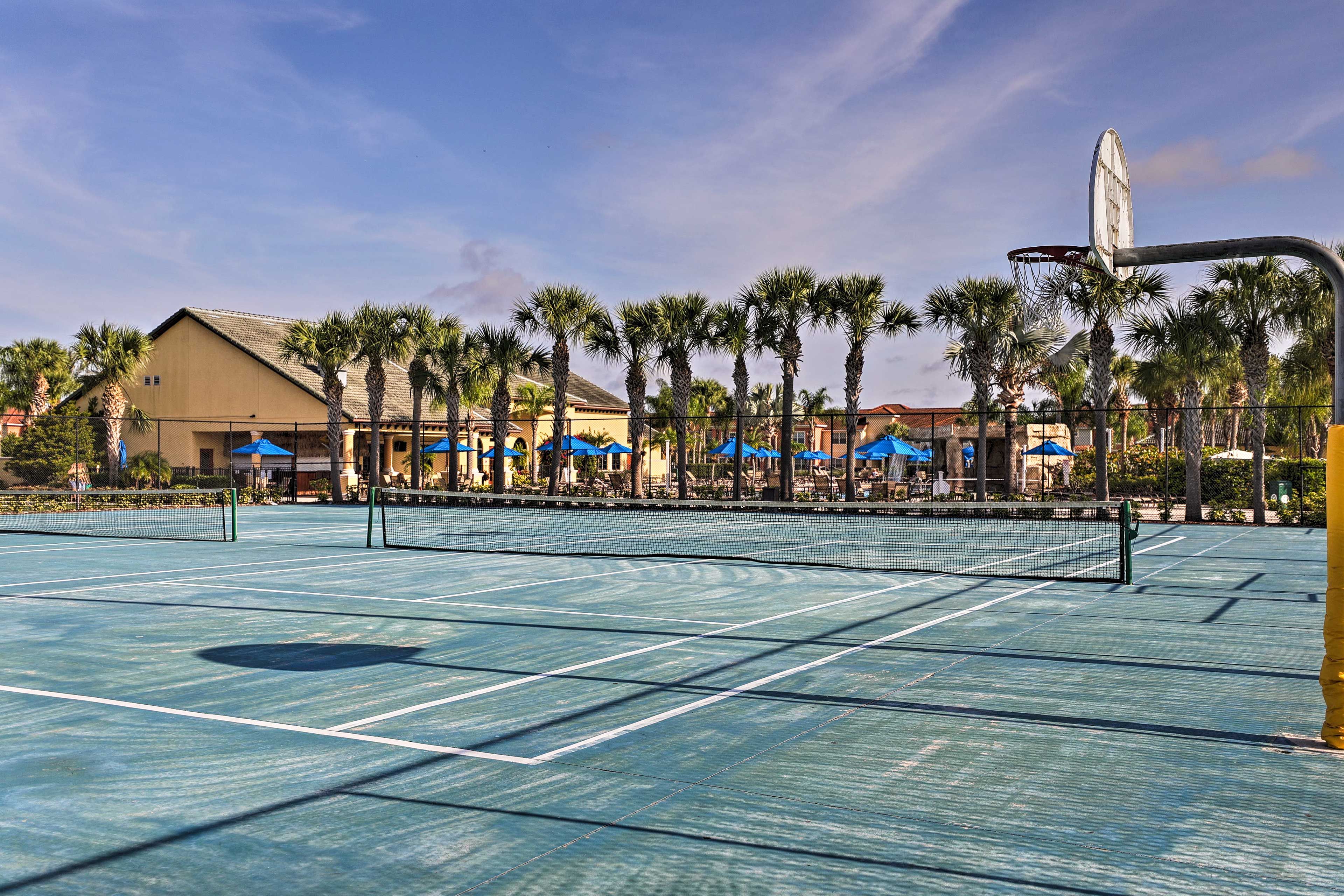 Community Tennis/Basketball Courts
