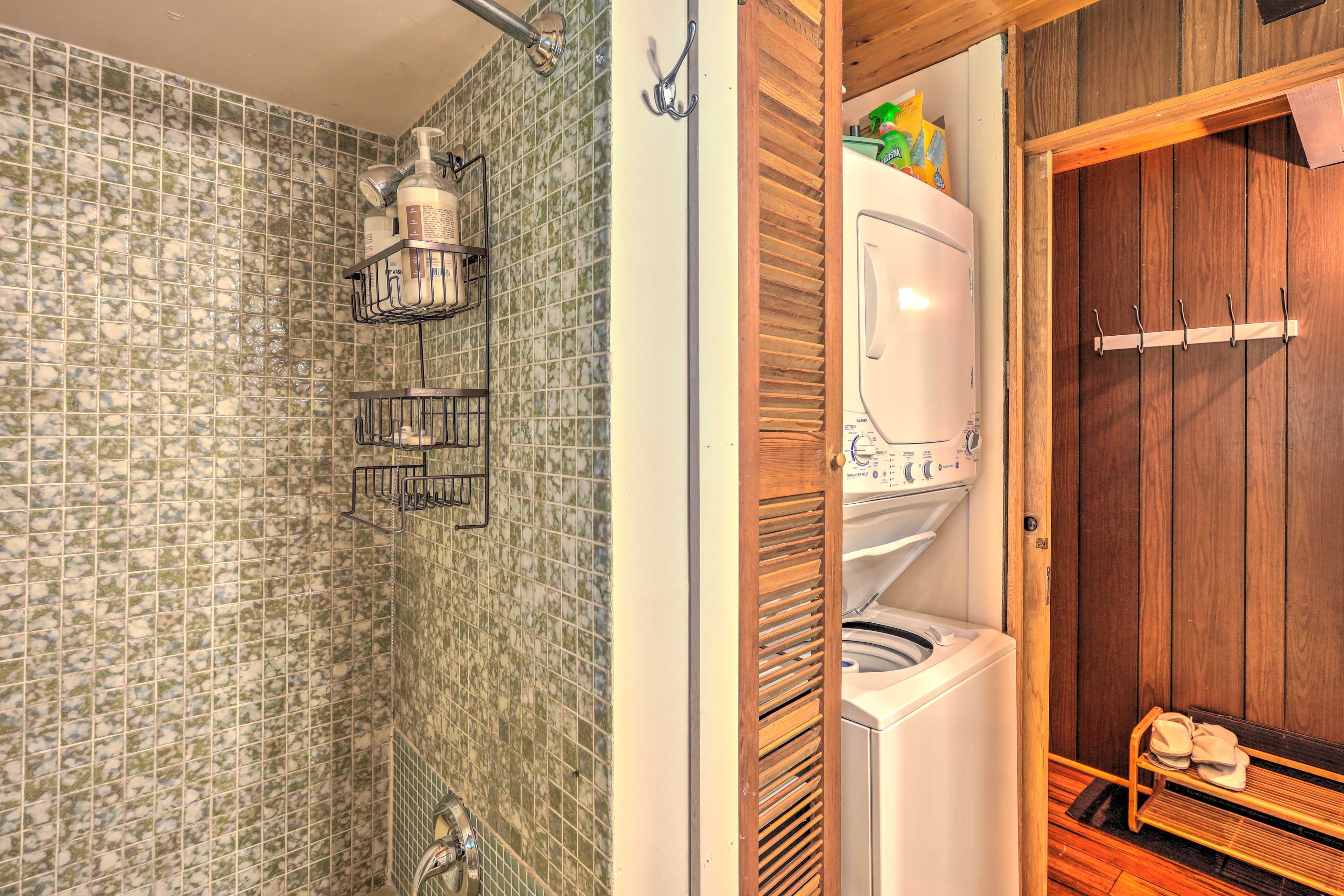 Full Bathroom | In-Unit Laundry