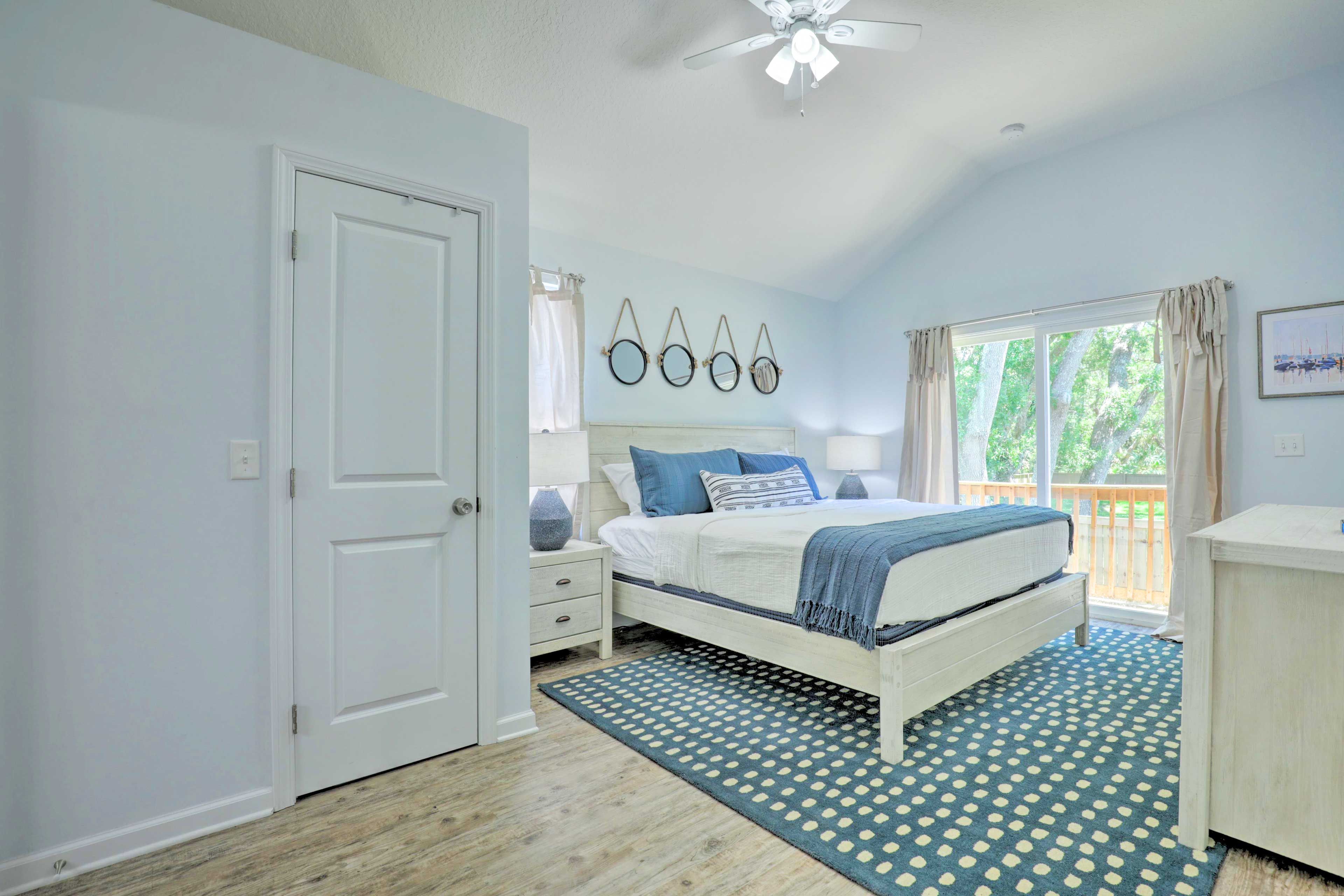 Bedroom 1 | California King Bed