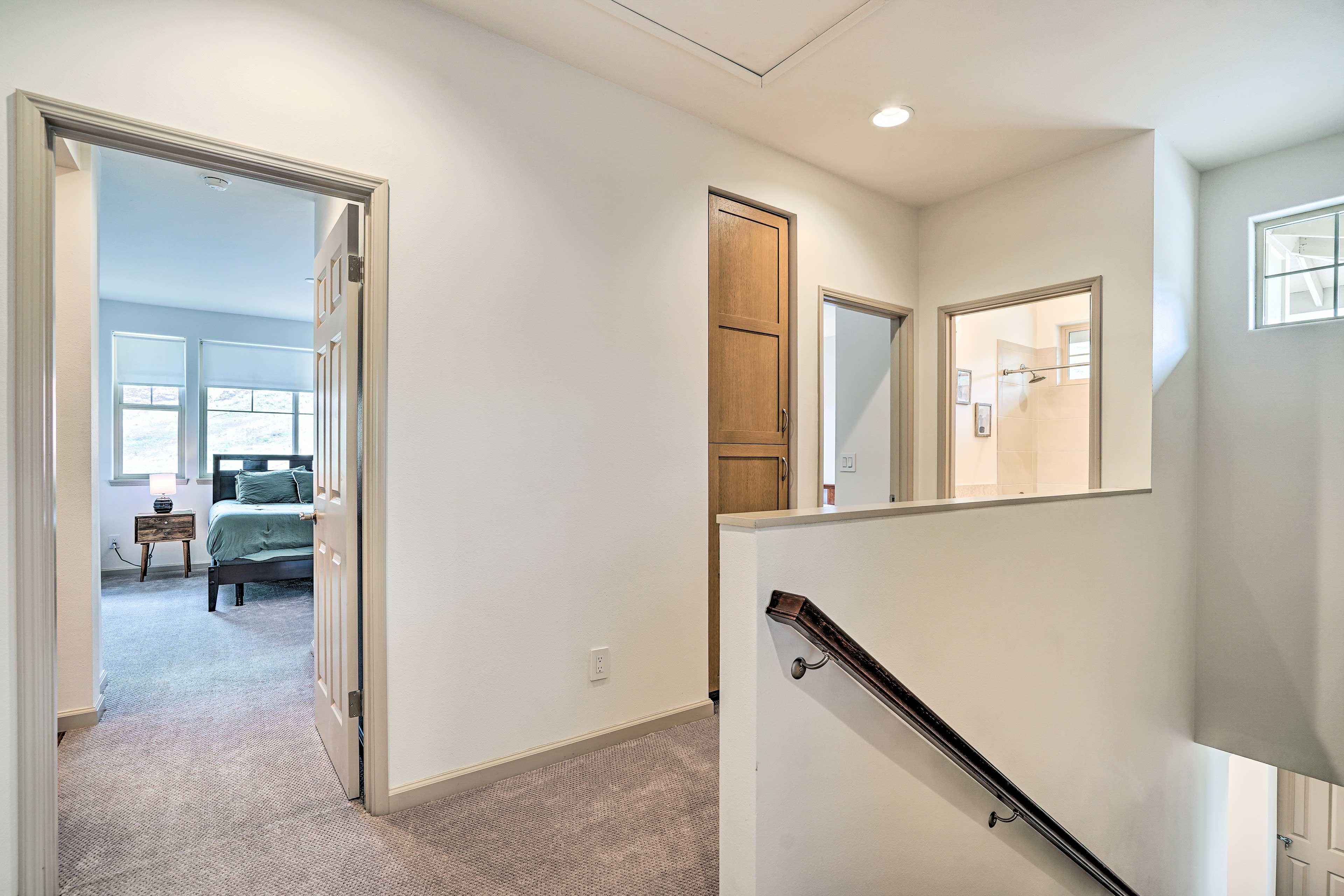 2nd-Floor Landing