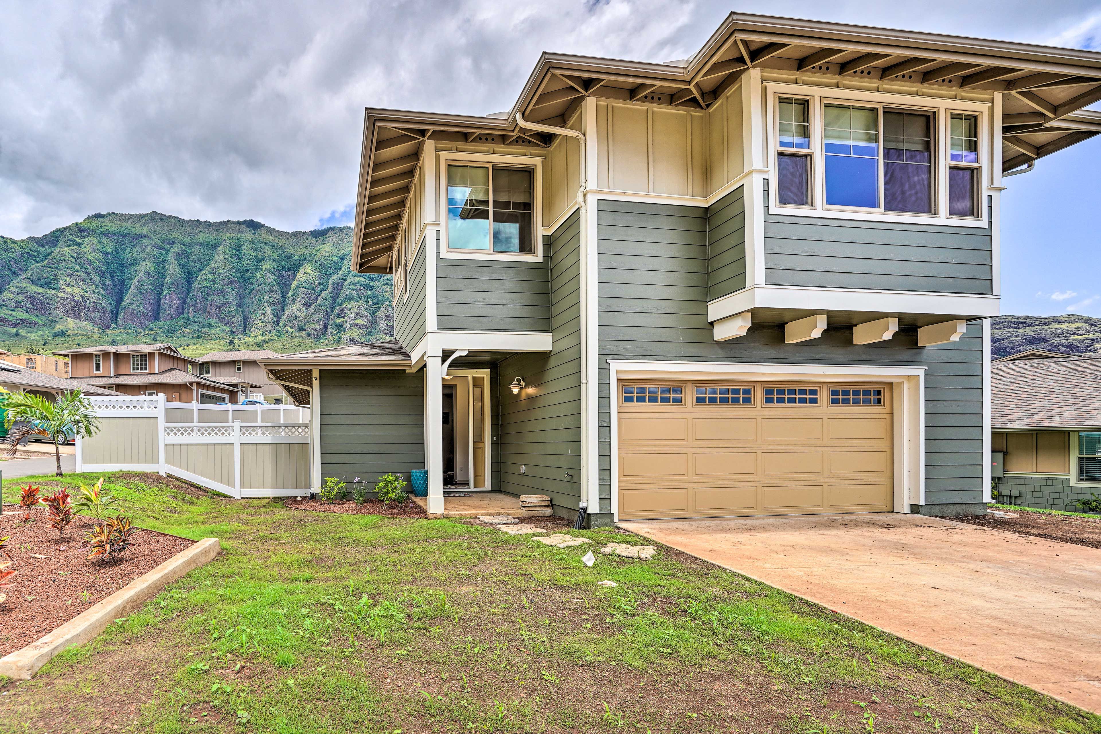 Home Exterior | Driveway Parking (2 Vehicles)