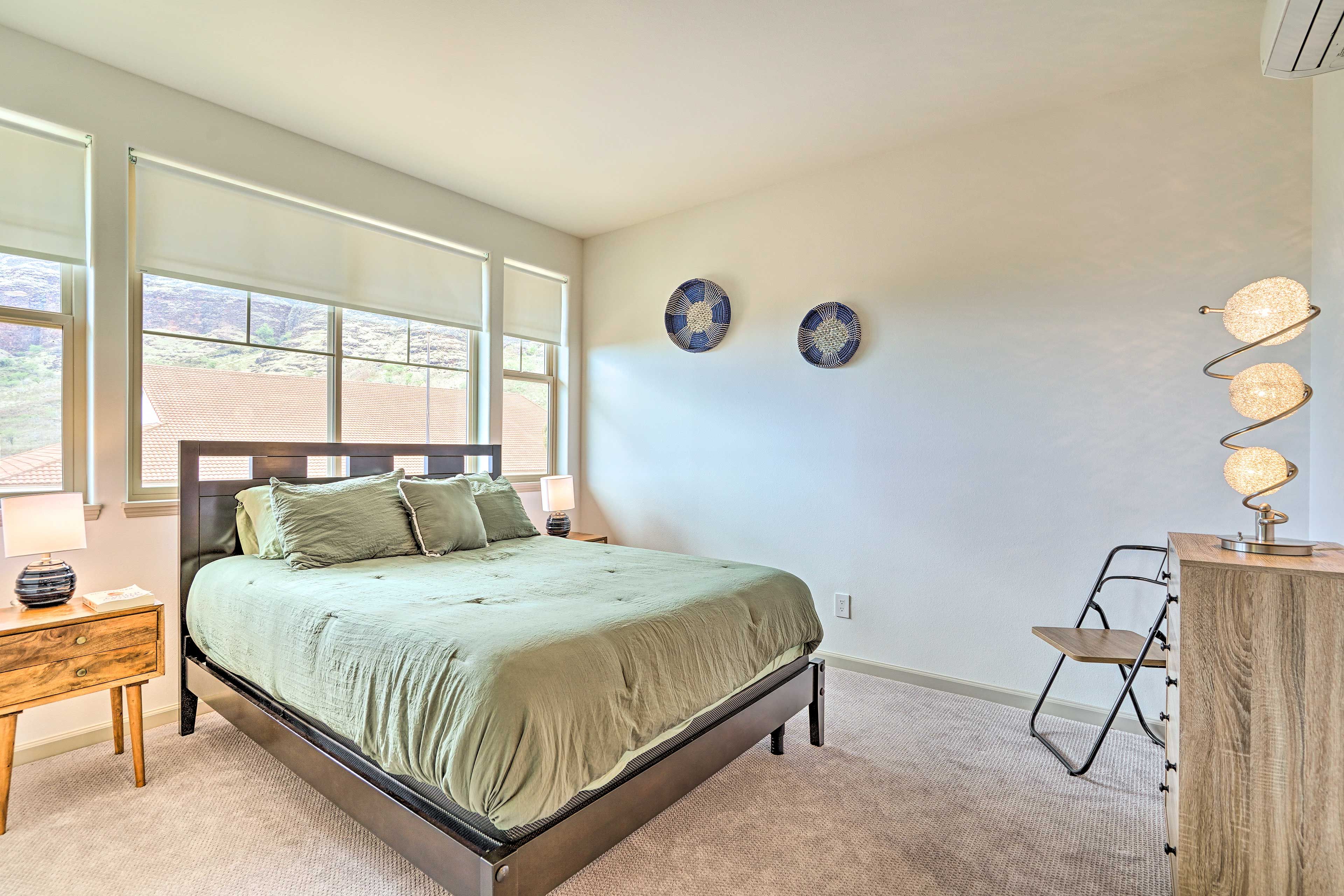 Bedroom 1 | Queen Bed | 2nd Floor