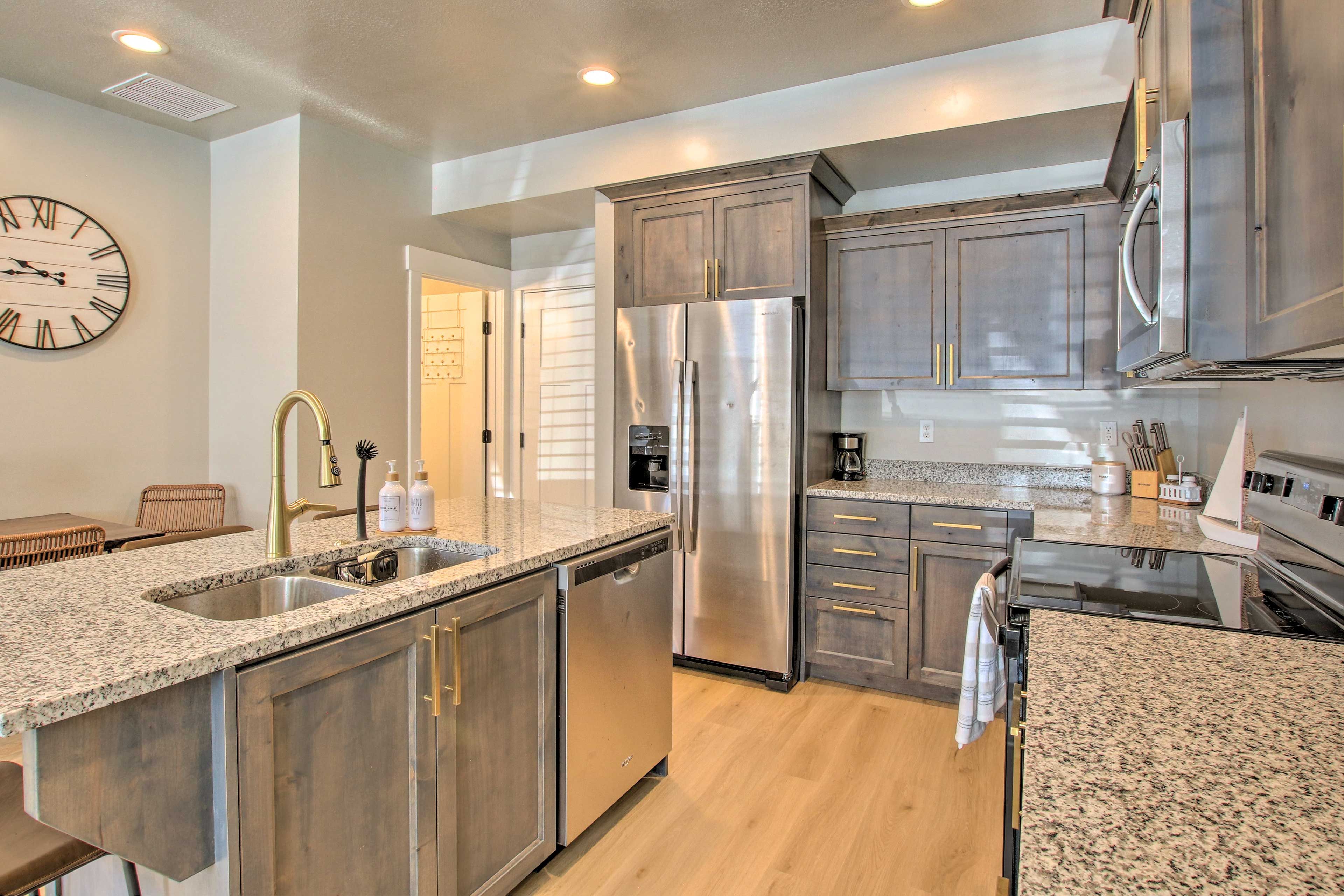 Kitchen | Coffee Maker | Toaster