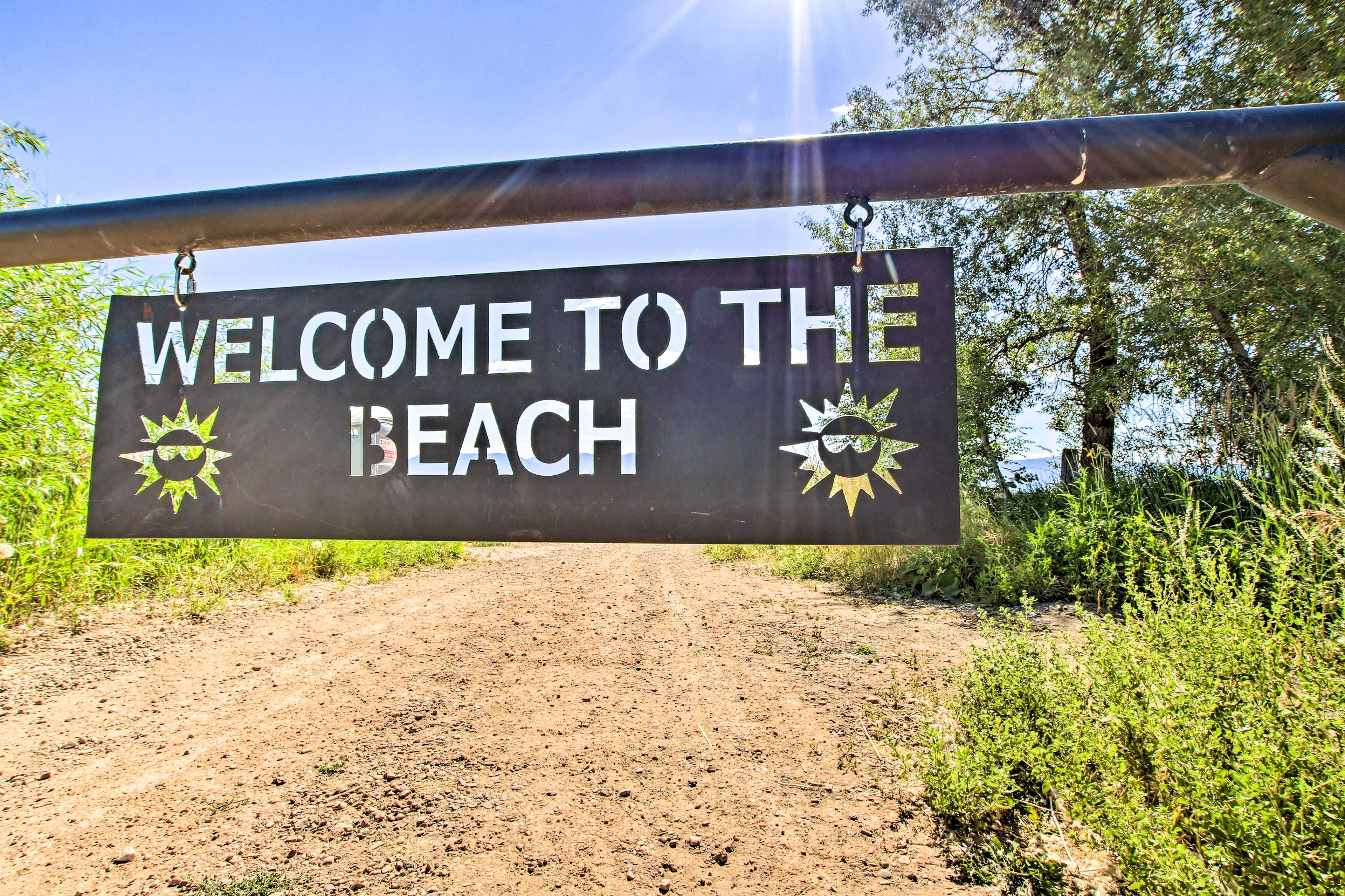< 1 Mi to Beach Access