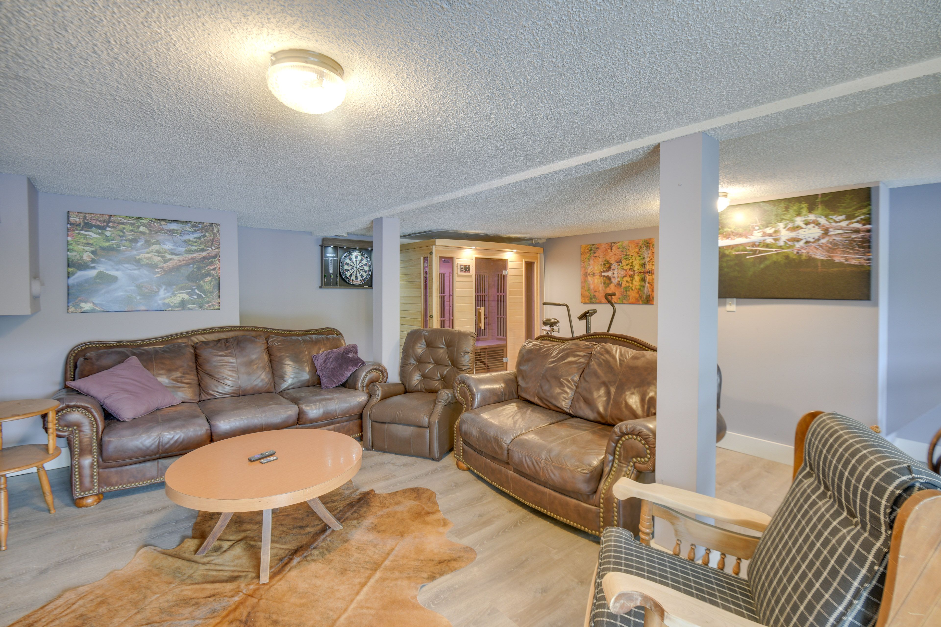 Family Room | Cable TV | Exercise Bike