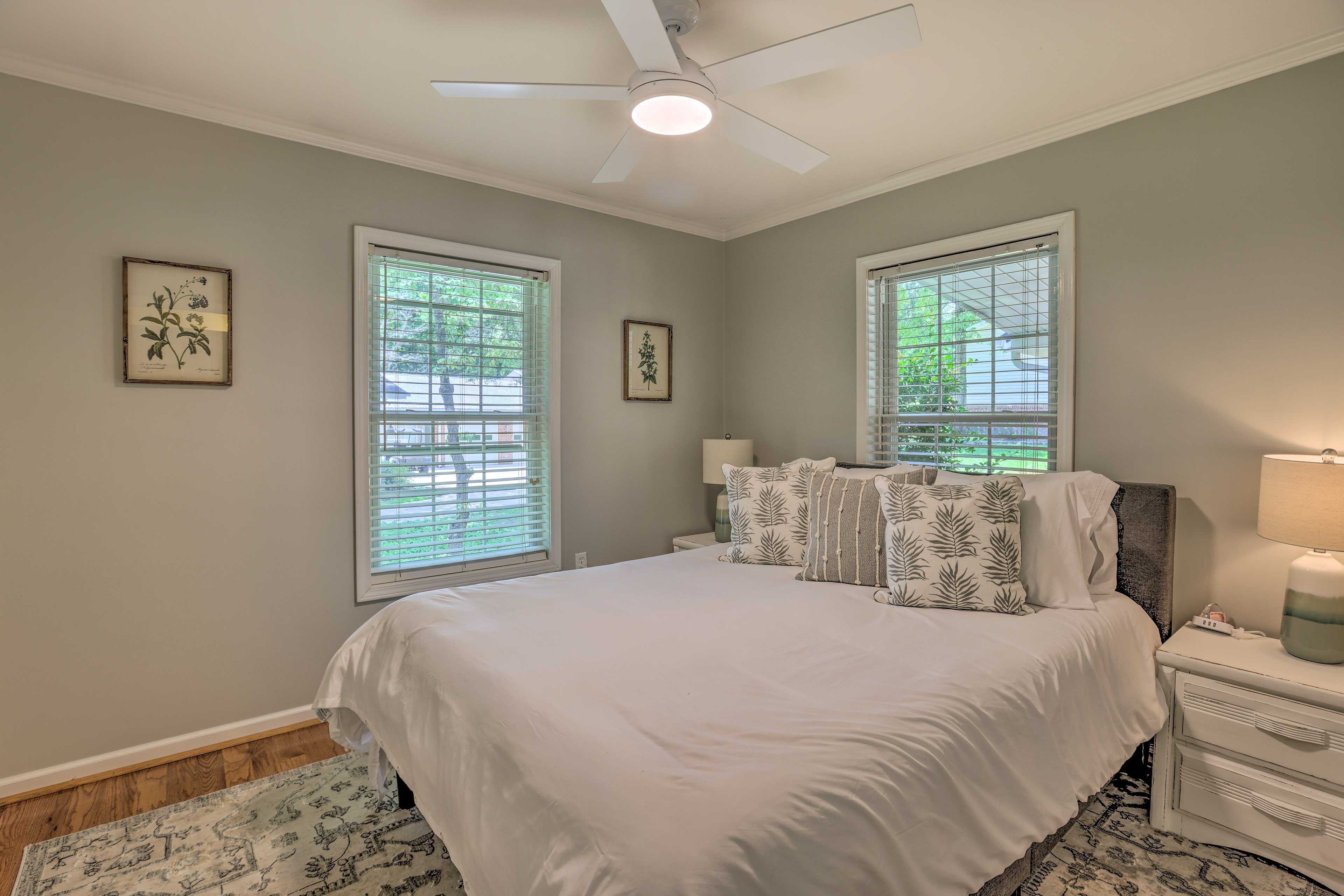 Bedroom 1 | Queen Bed | Upper Level | Linens Provided