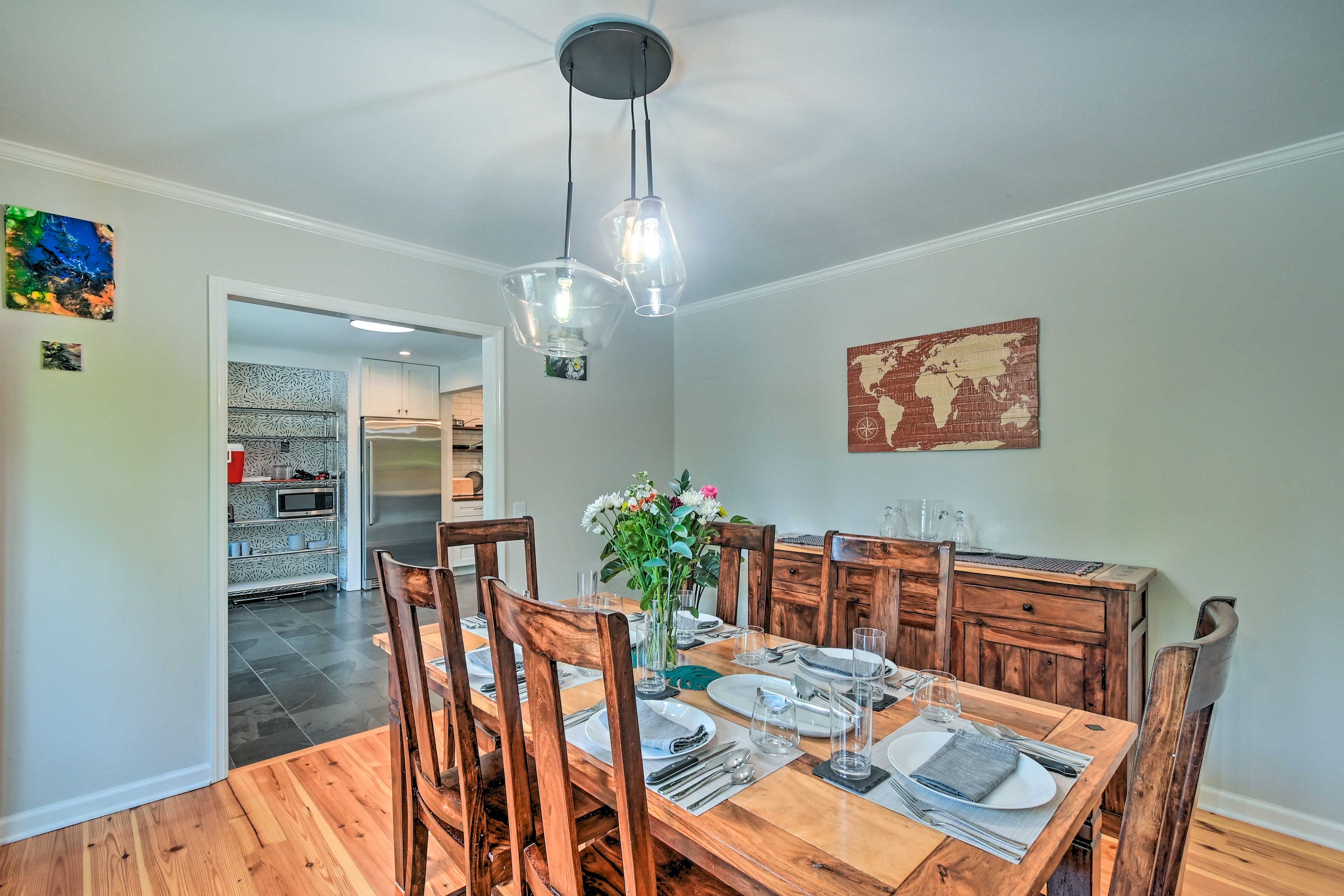 Dining Area | 1st Floor