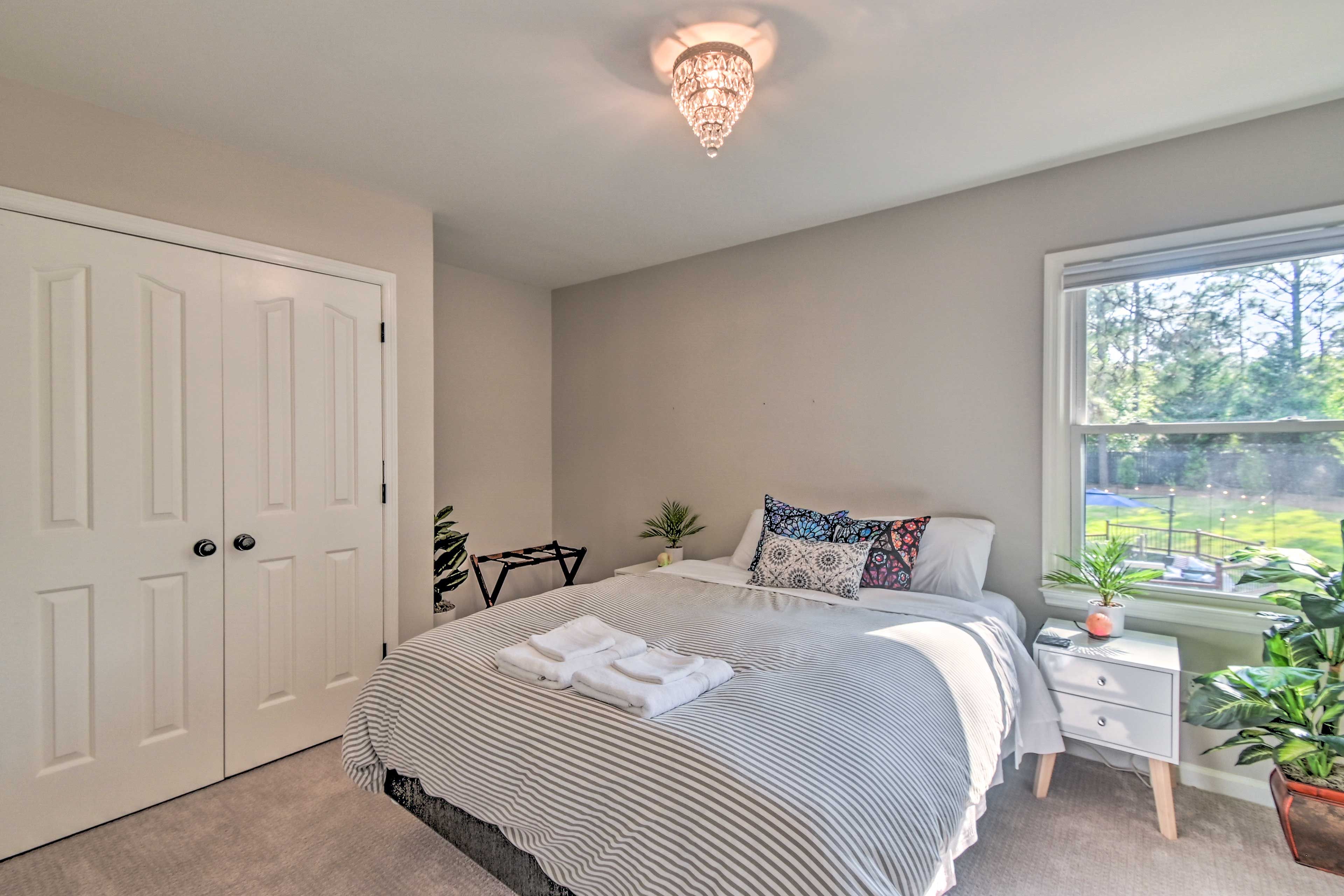 Bedroom 3 | Queen Bed | 2nd Floor