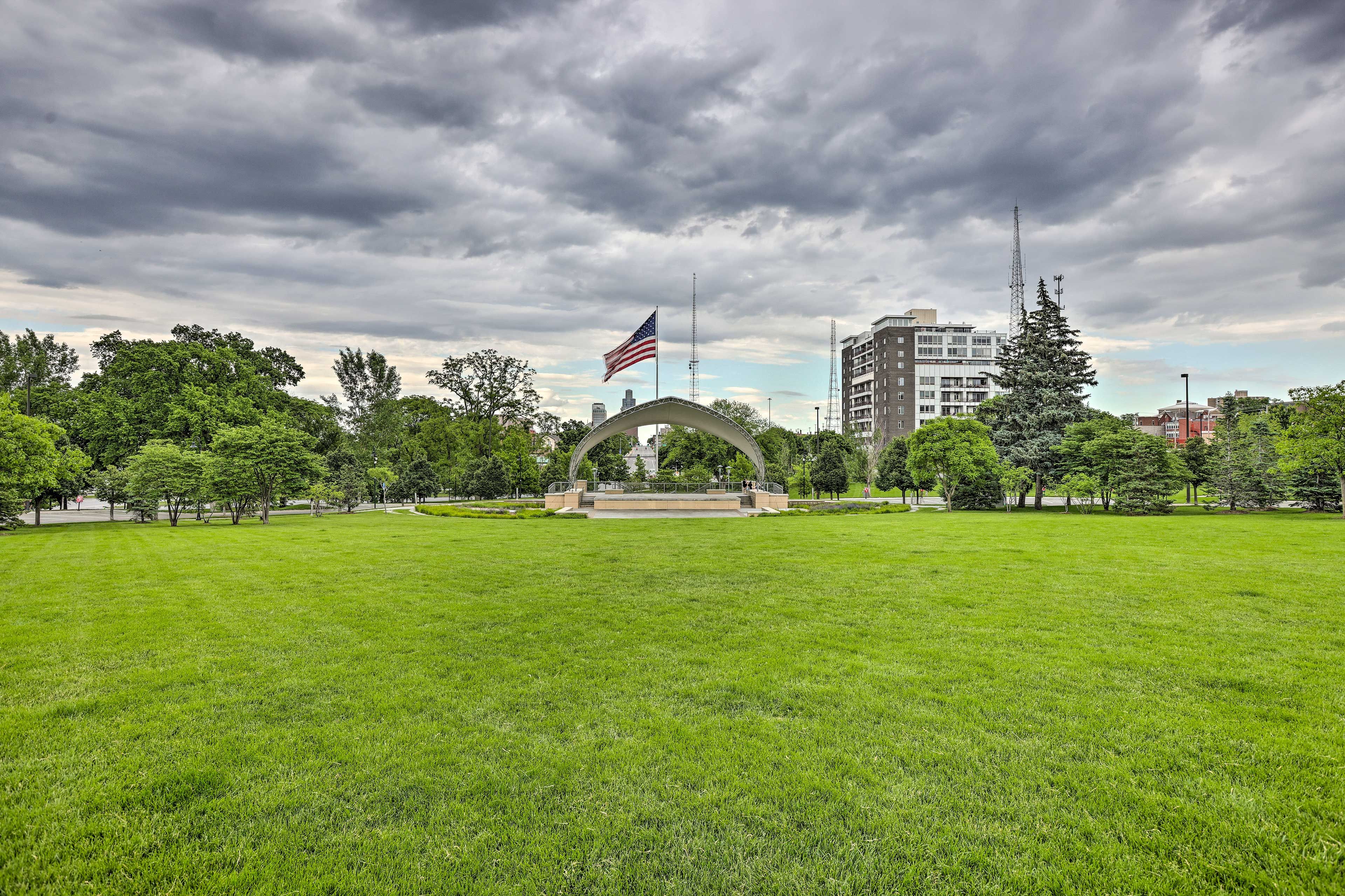 Turner Park (Walking Distance)