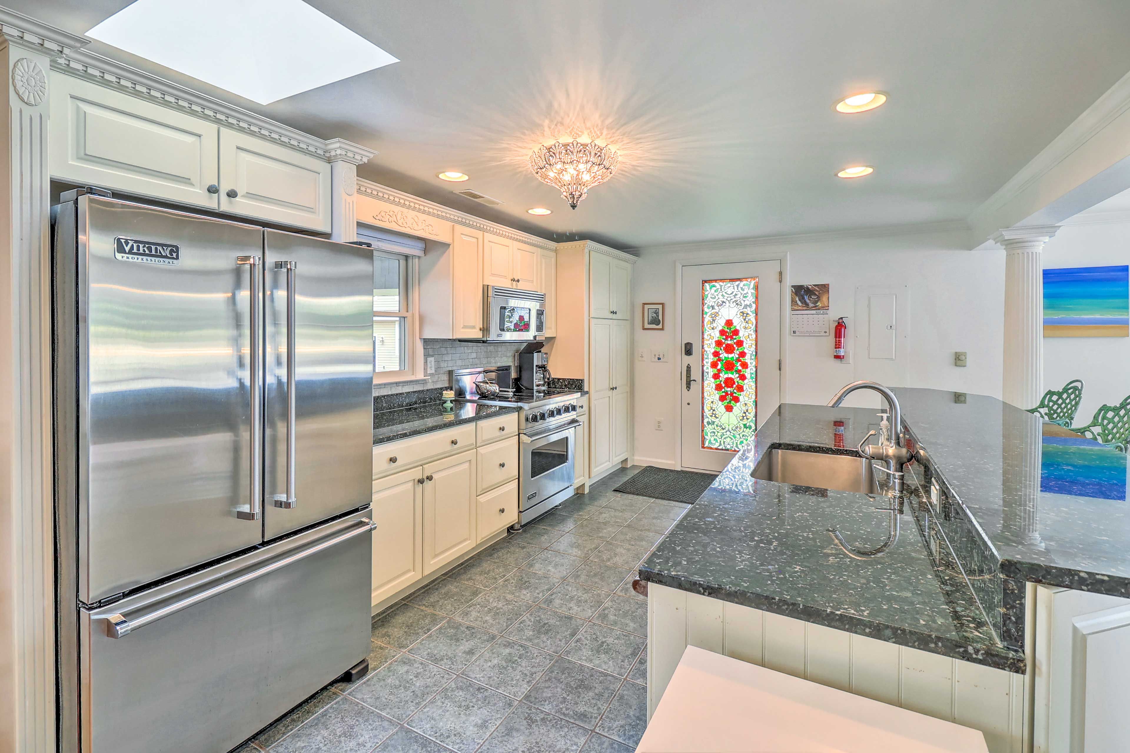 Kitchen | Cooking Basics | Spices | Drip Coffee Maker | Crockpot | Blender