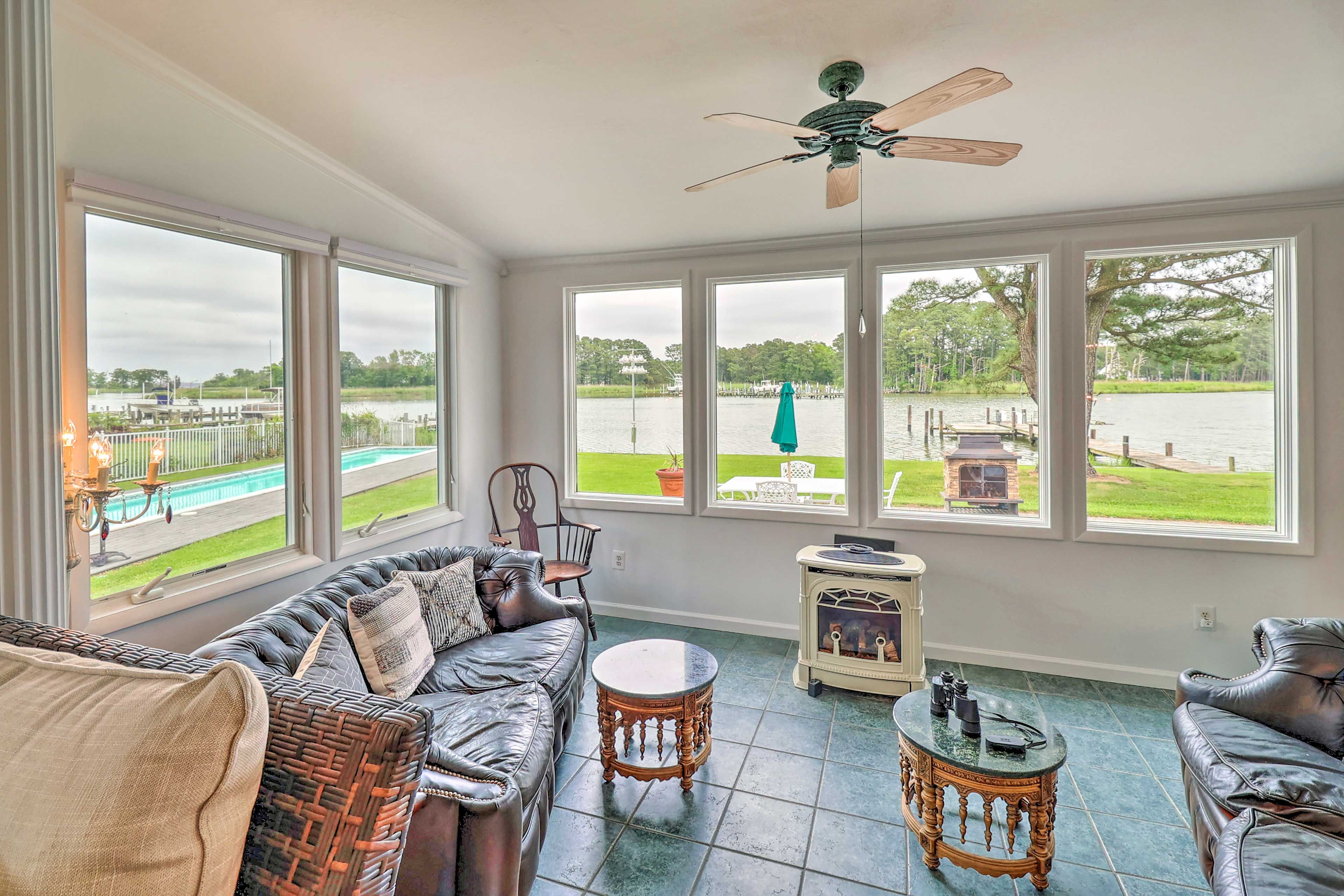 Sunroom | Gas Fireplace