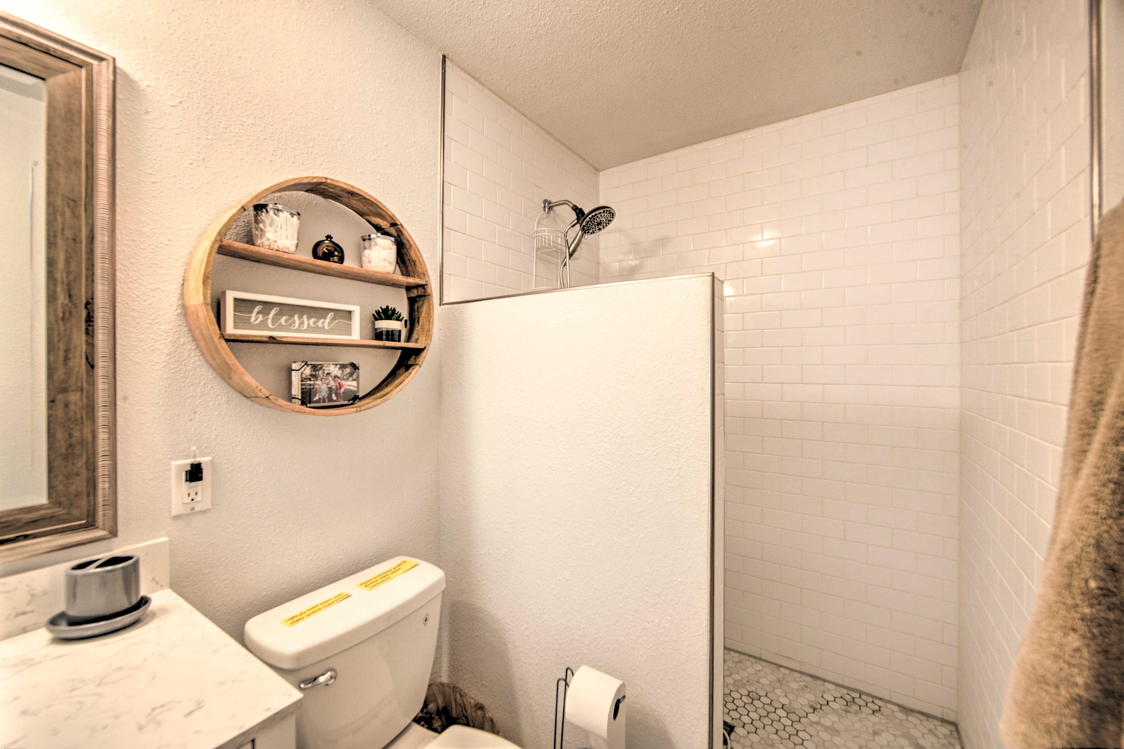 En-Suite Bathroom | Towels Provided | Hair Dryer