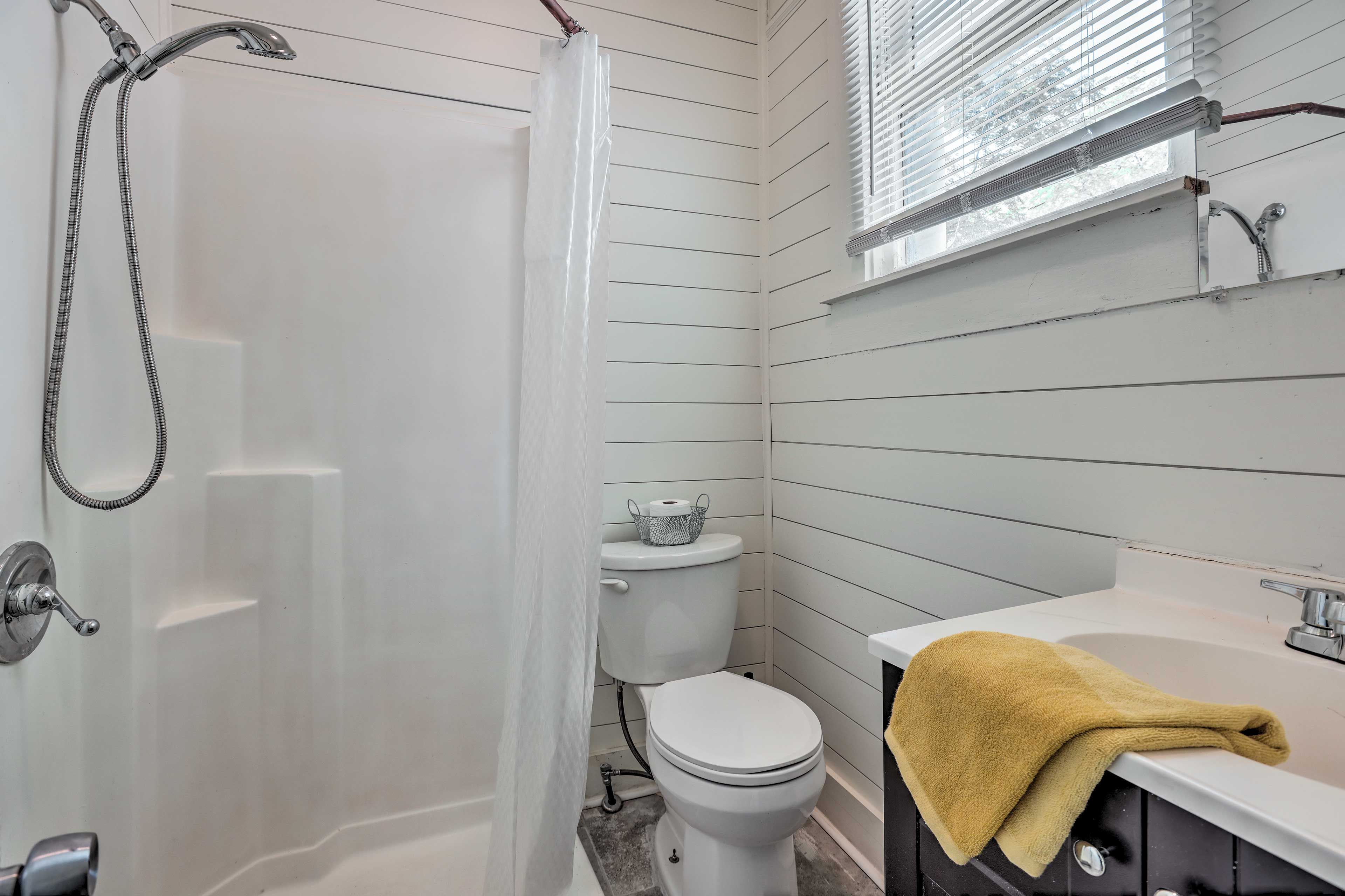 Bathroom | Towels Provided | Complimentary Toiletries