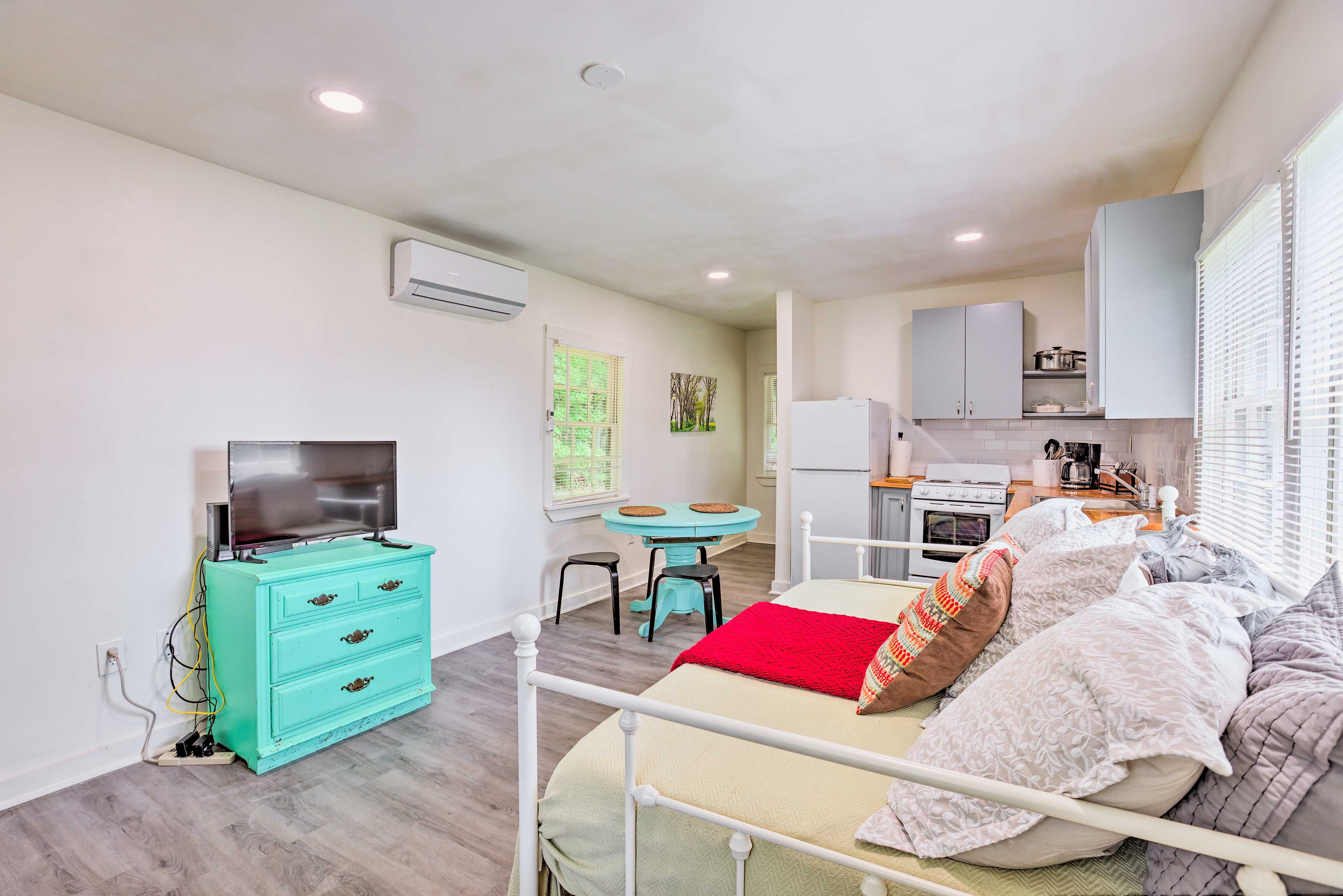 Free WiFi | Smart TV | Central Air Conditioning