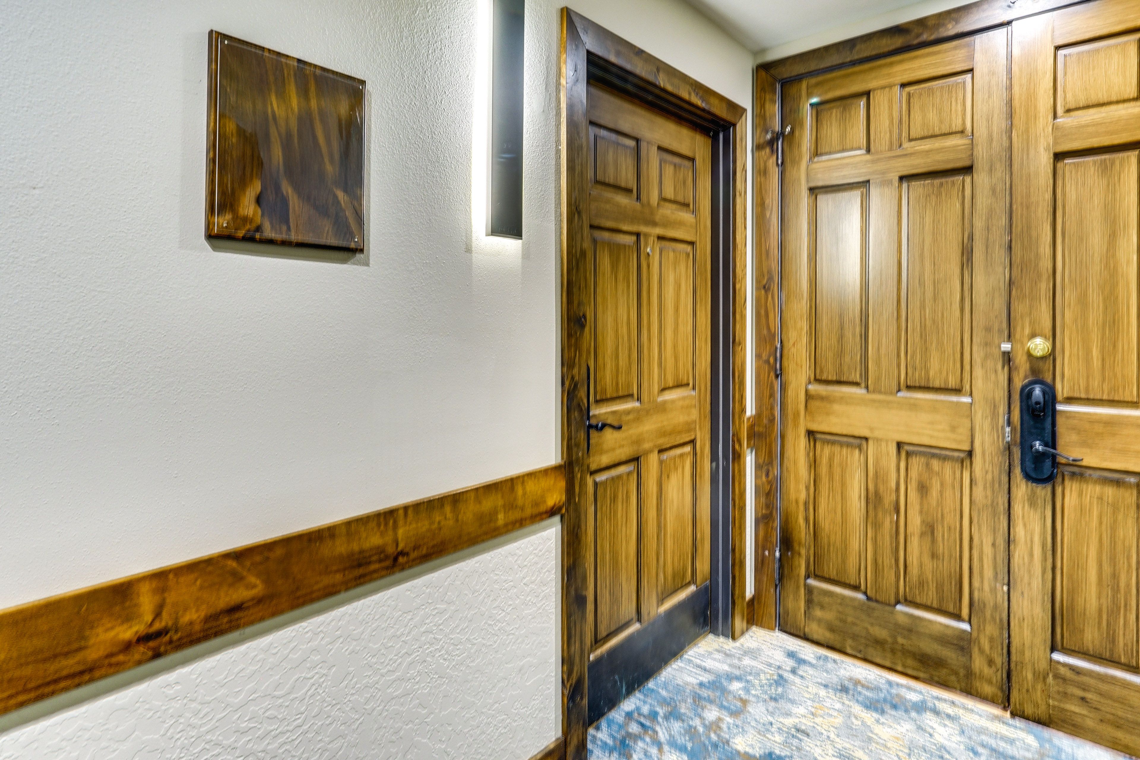 Condo Exterior | Keyless Entry