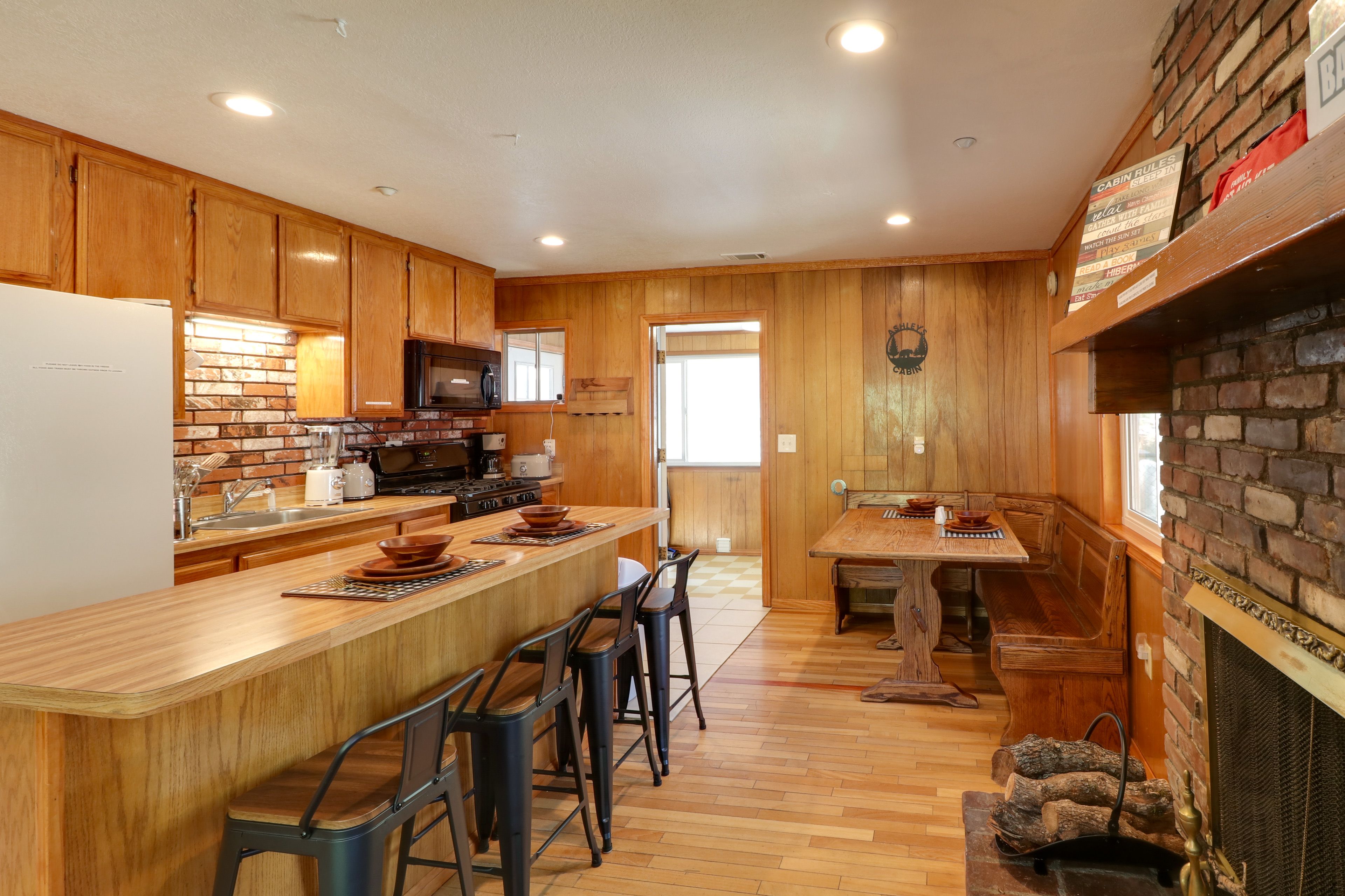 Kitchen | Free WiFi | High Chair