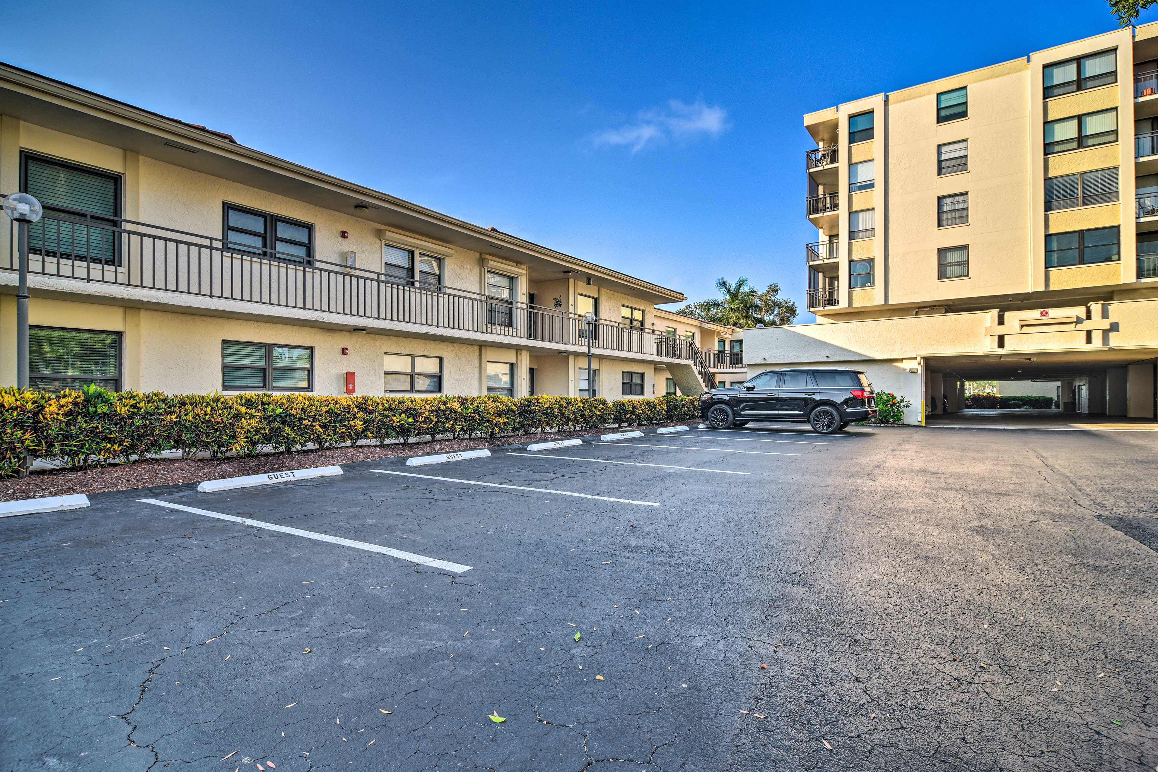 Community Parking Lot | Assigned Parking