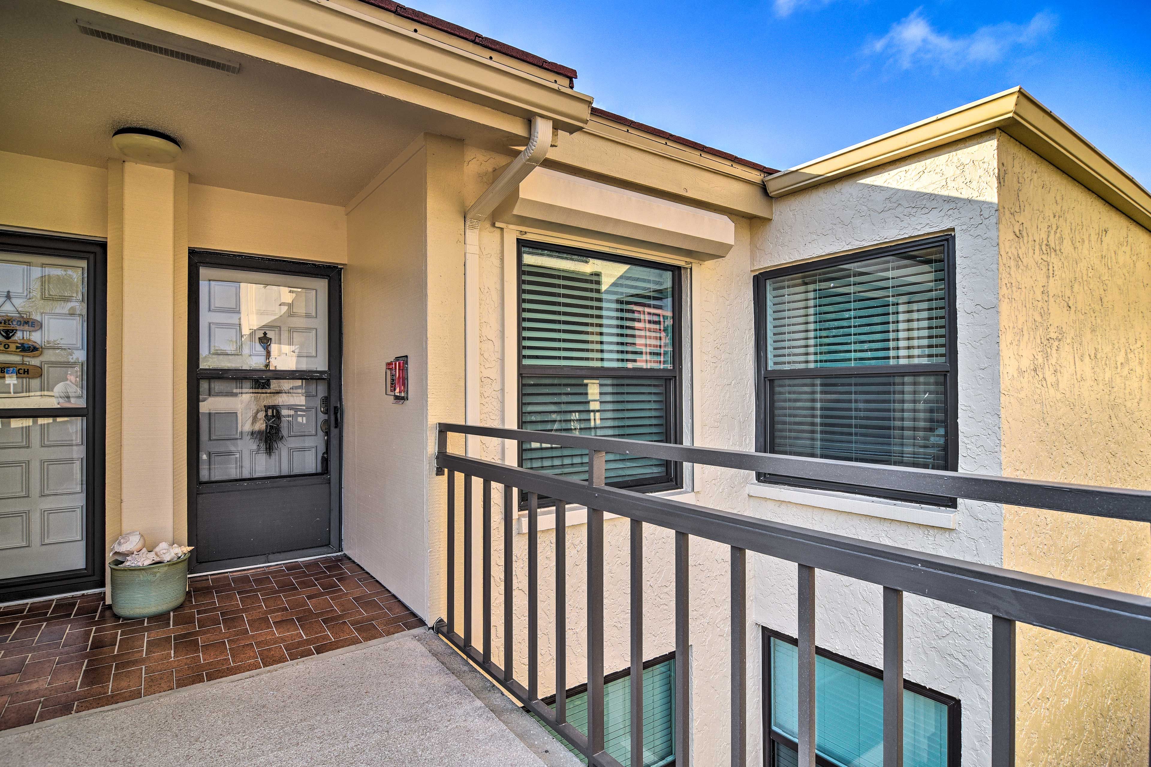 Unit Entrance | Keyless Entry | 2nd-Floor Unit