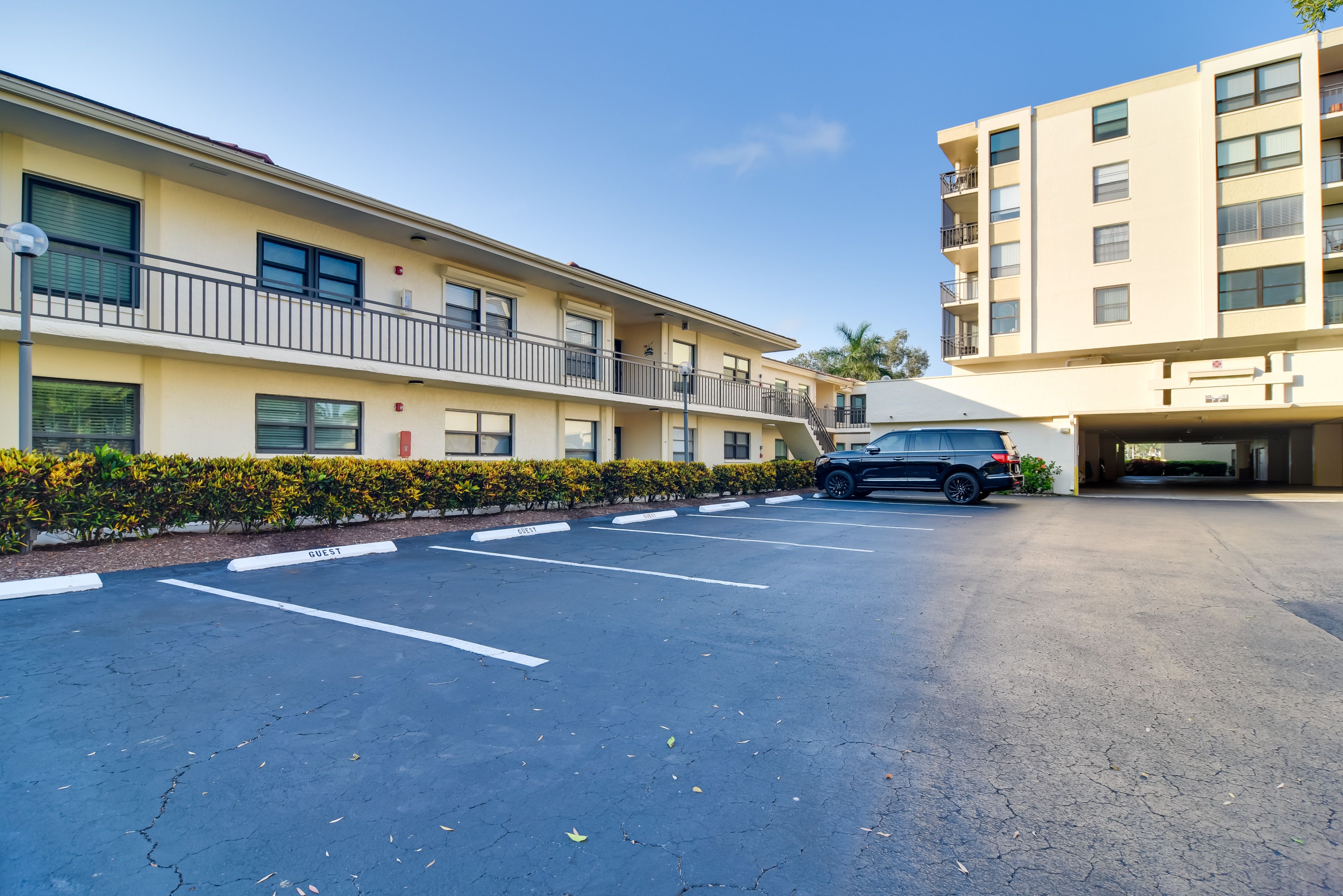 Community Parking Lot | Assigned Parking