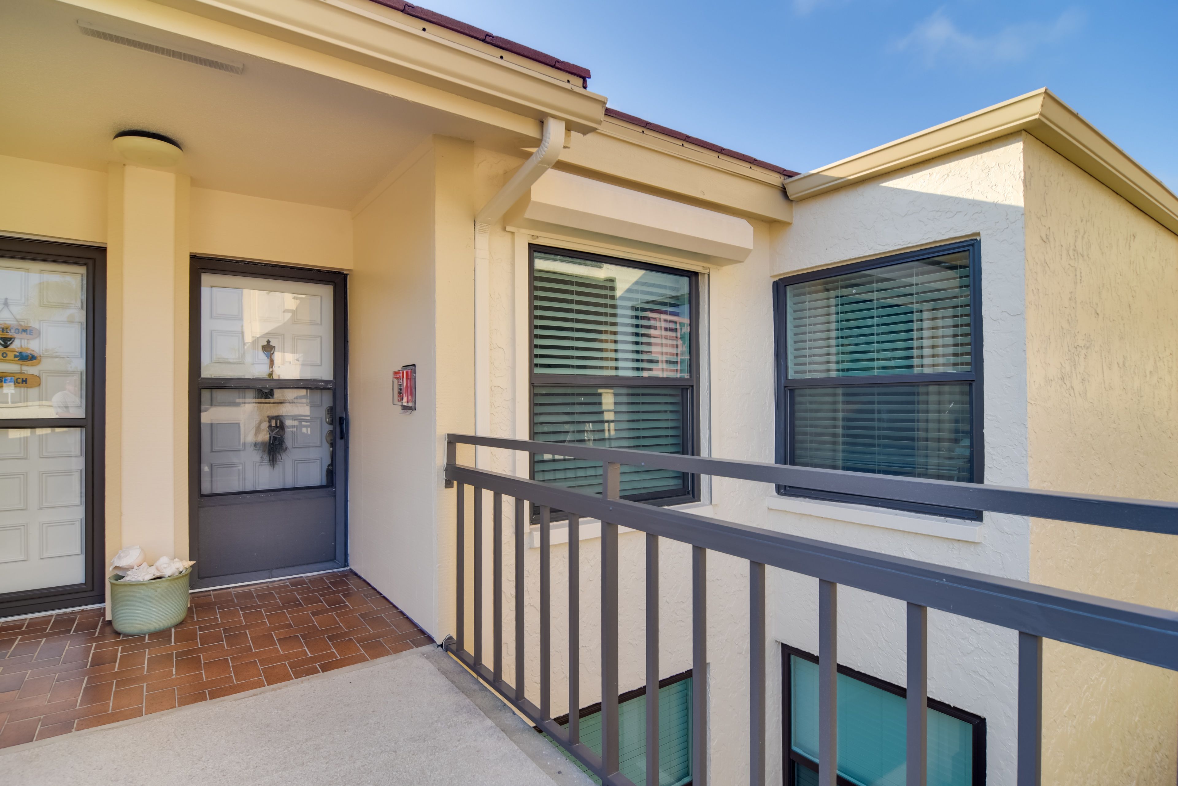 Unit Entrance | Keyless Entry | 2nd-Floor Unit