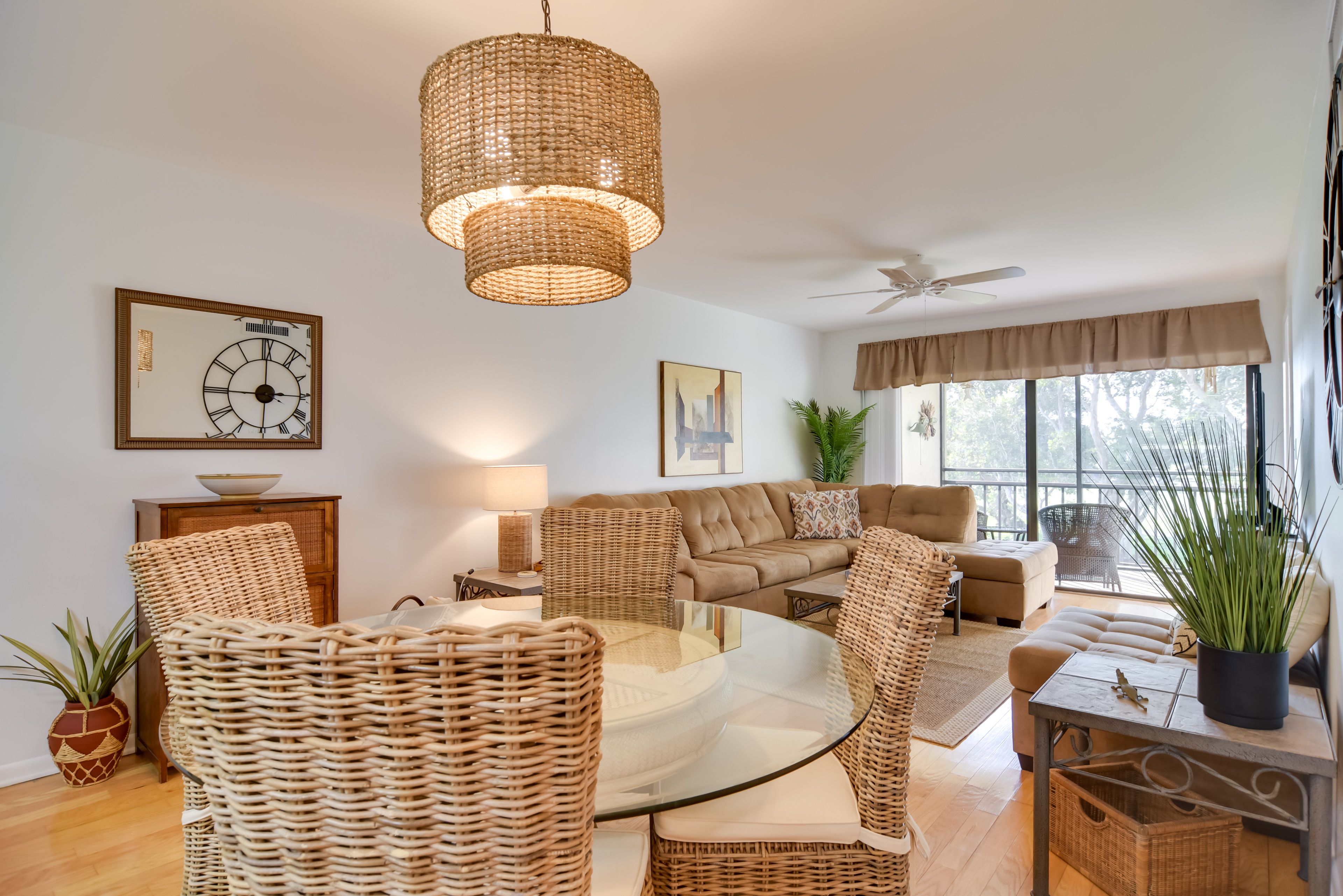 Dining Area | Single-Story Unit | Elevator Access | Open Floor Plan