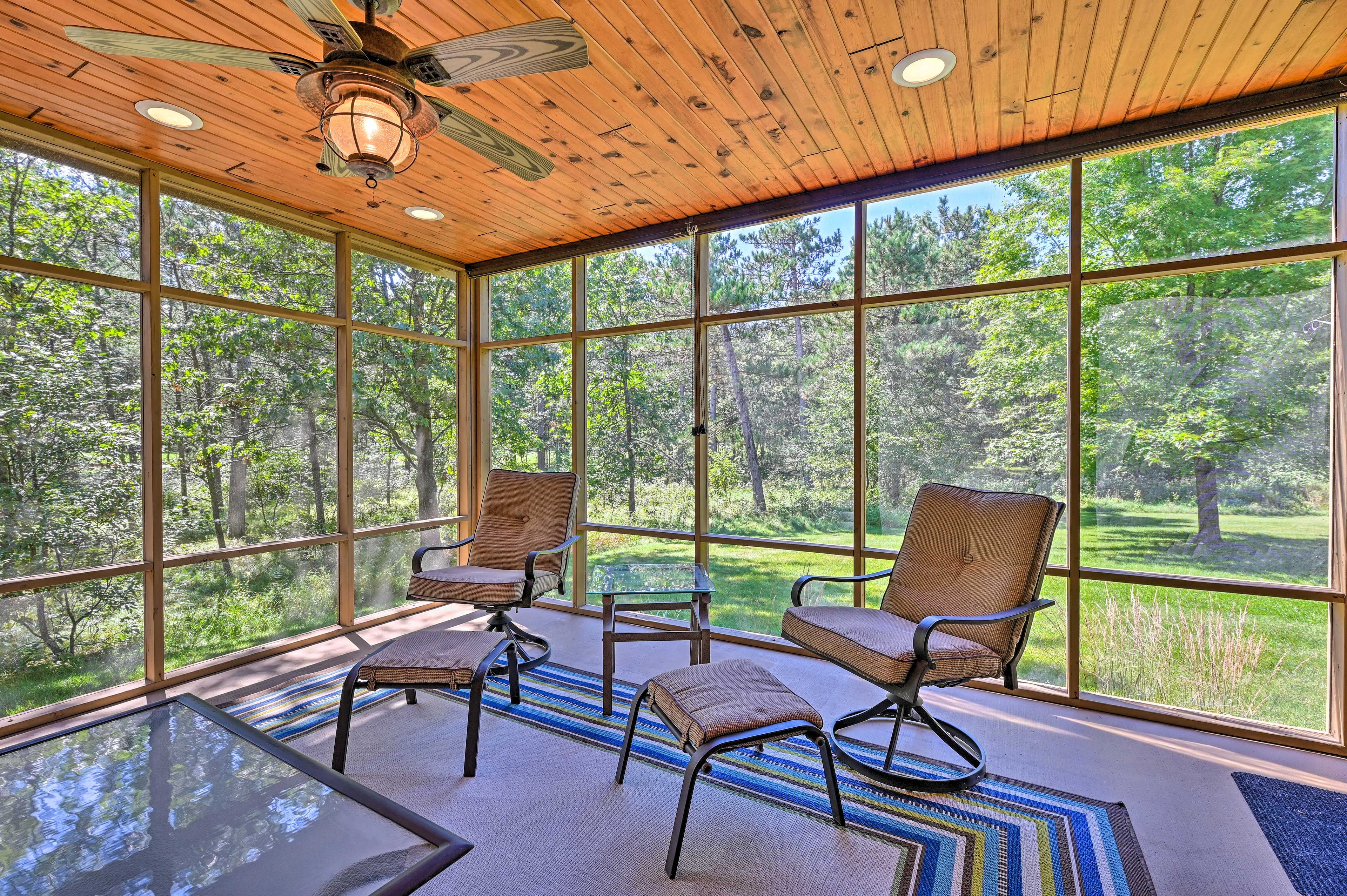 Screened-In Porch