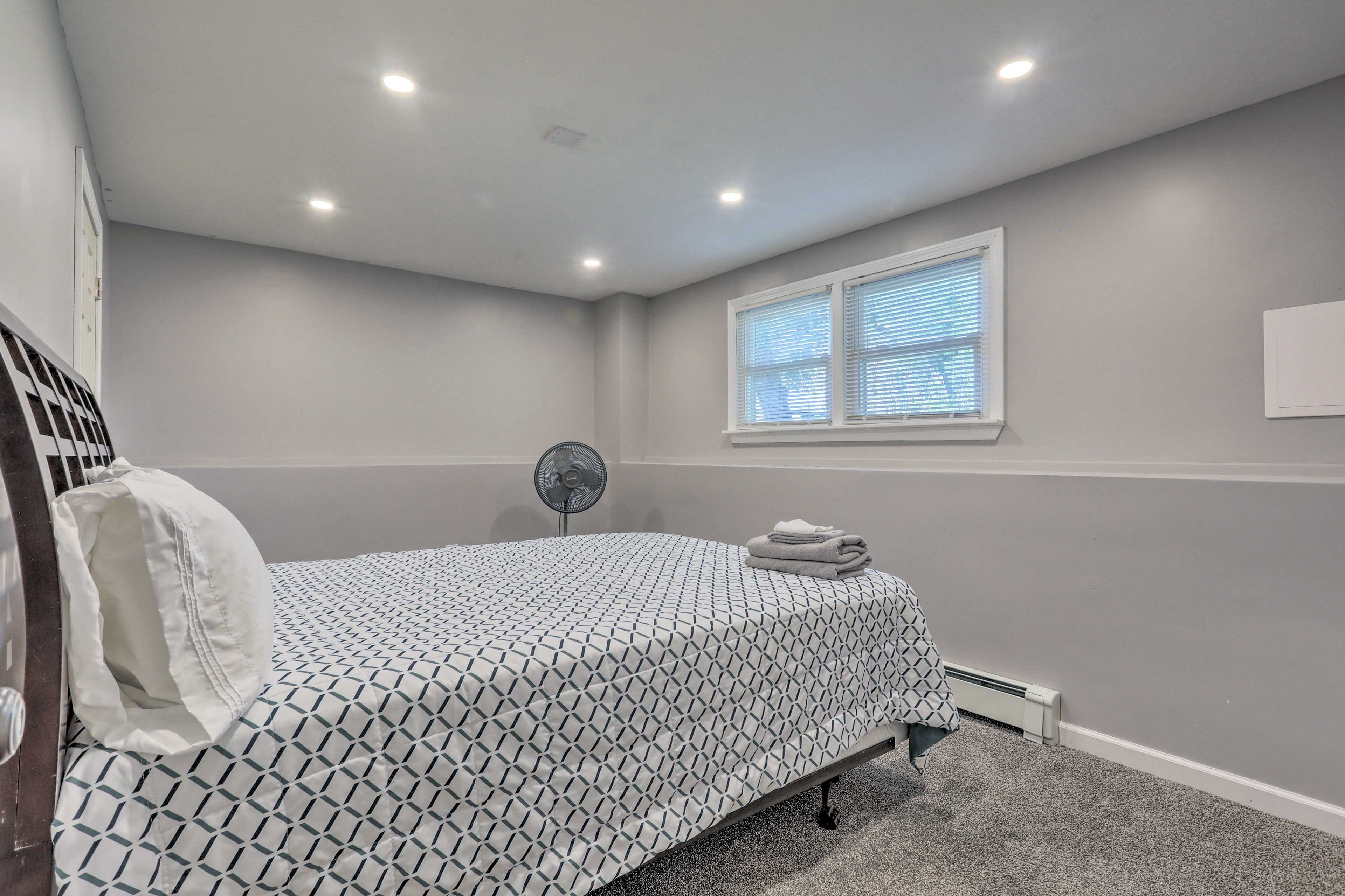 Bedroom 4 | Queen Bed | Basement