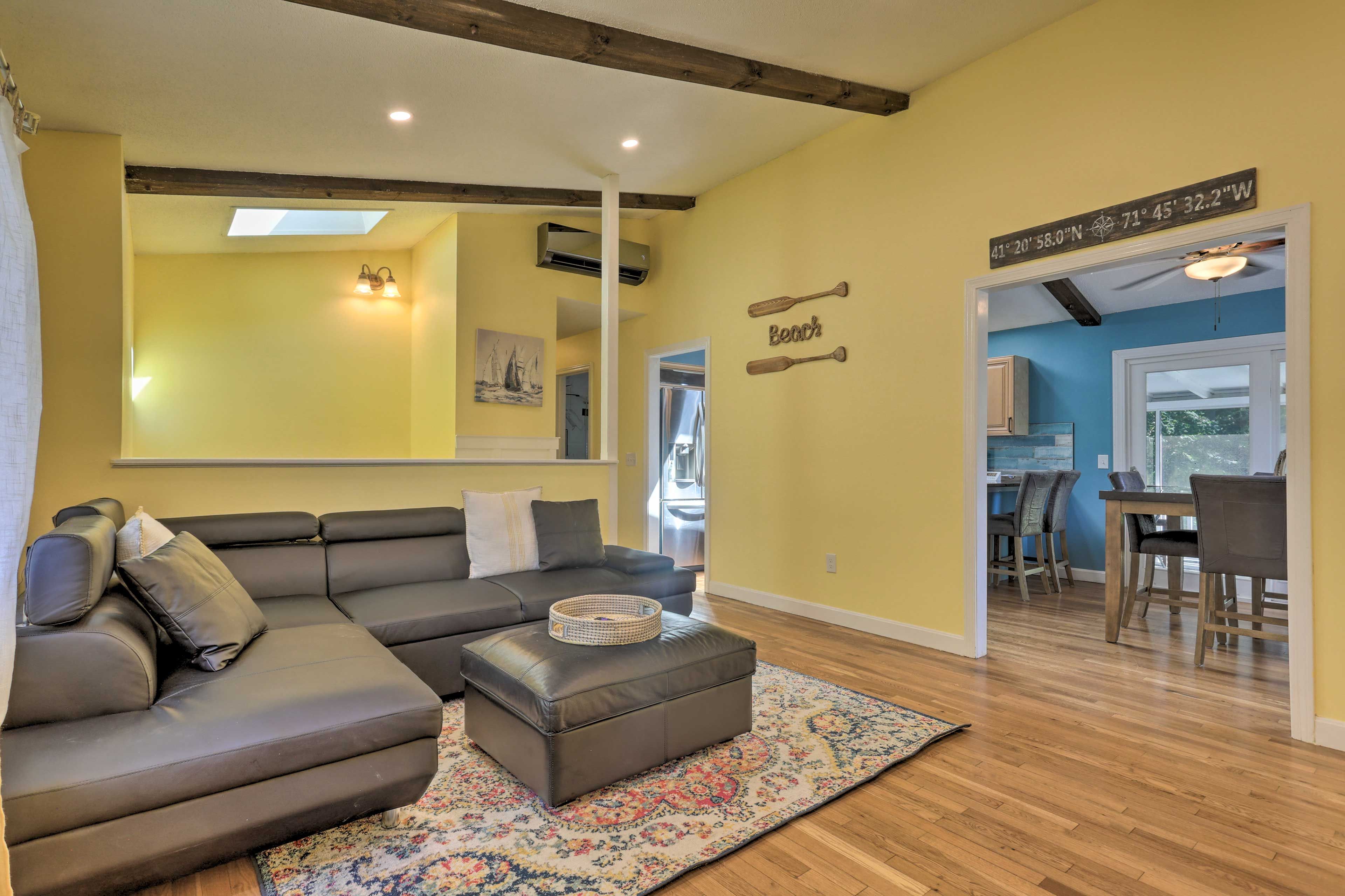 Living Room | Window Air Conditioning Unit