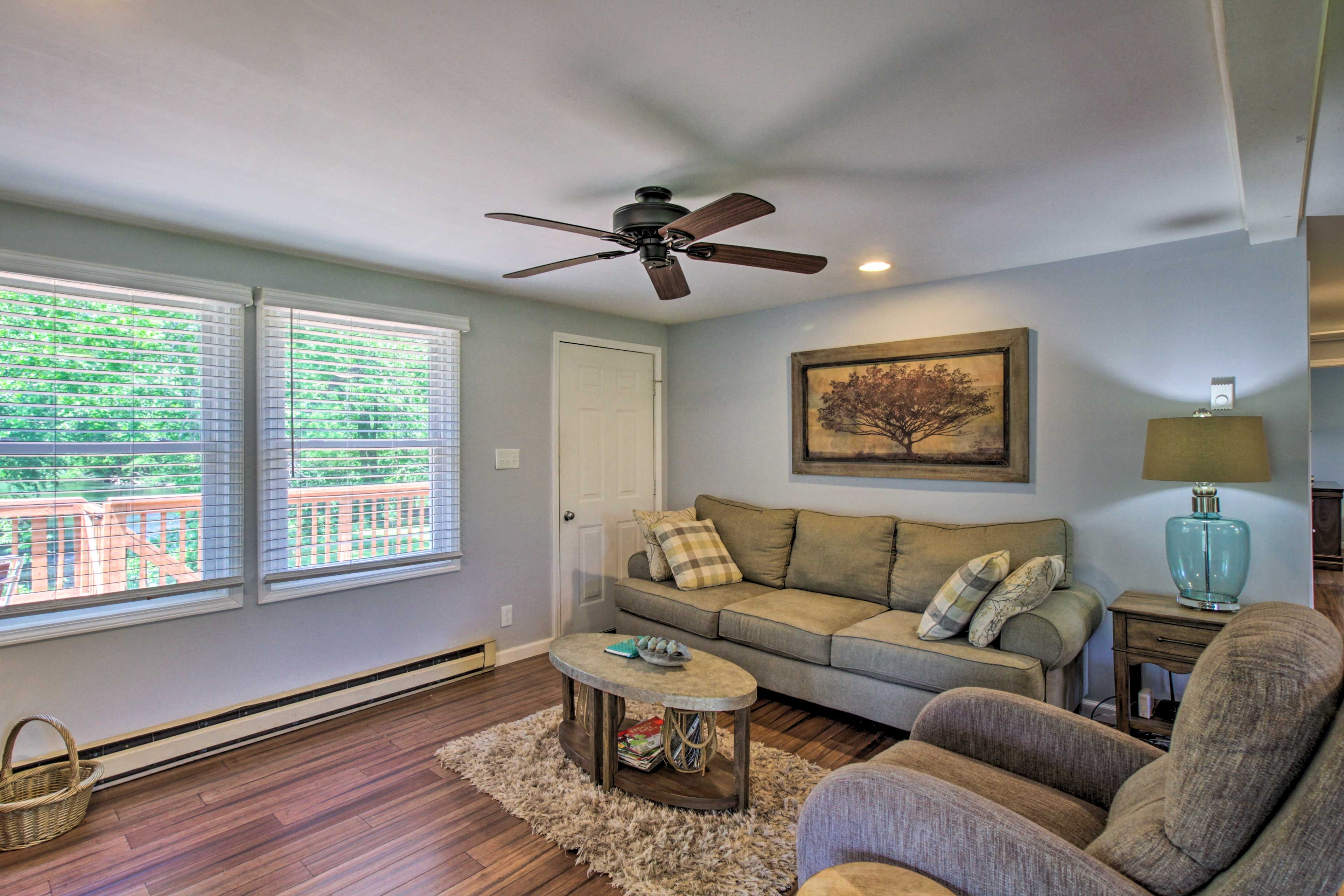 Living Room | Central A/C