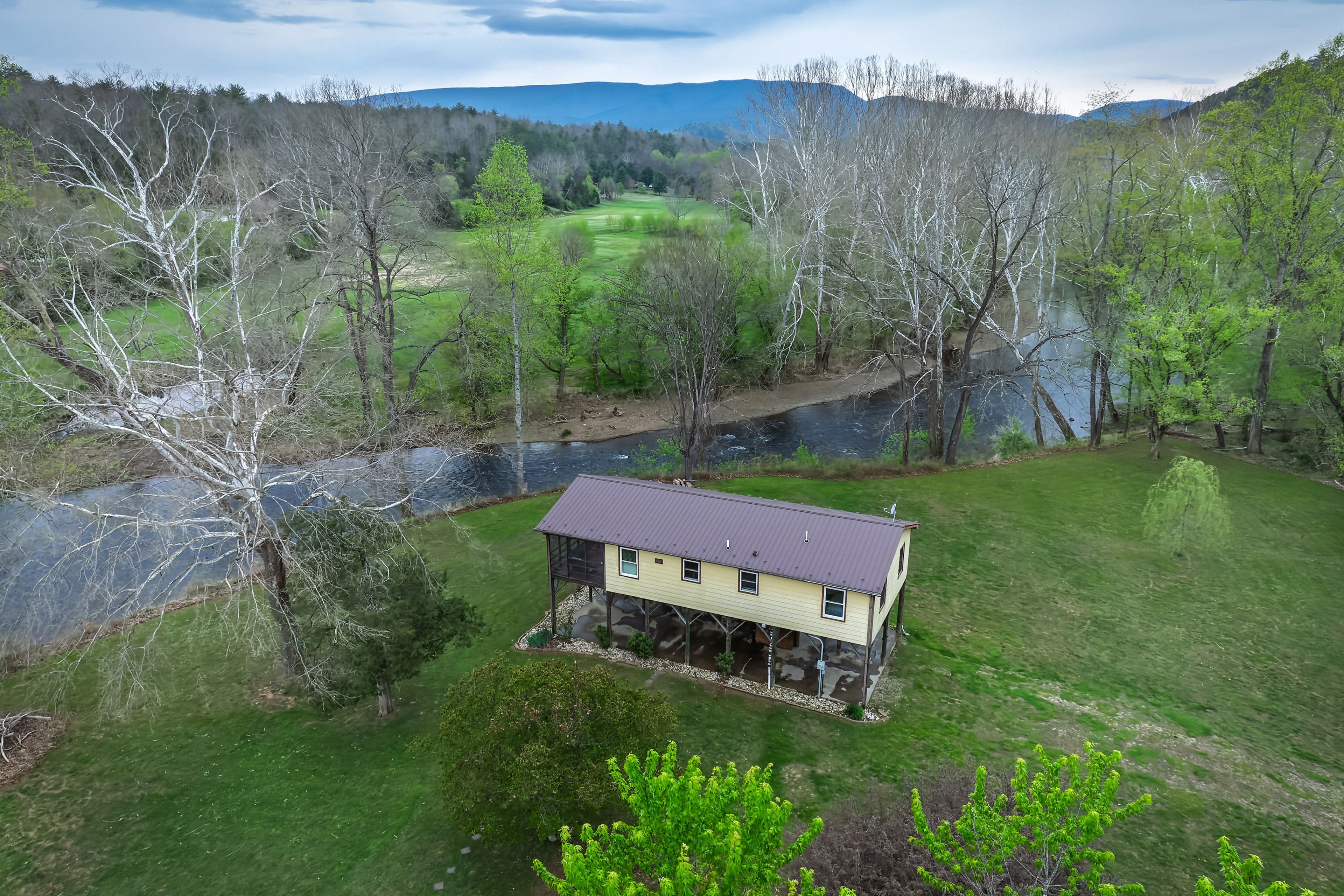 Eagle Rock Vacation Rental | 3BR | 1BA | Stairs Required | 1,100 Sq Ft