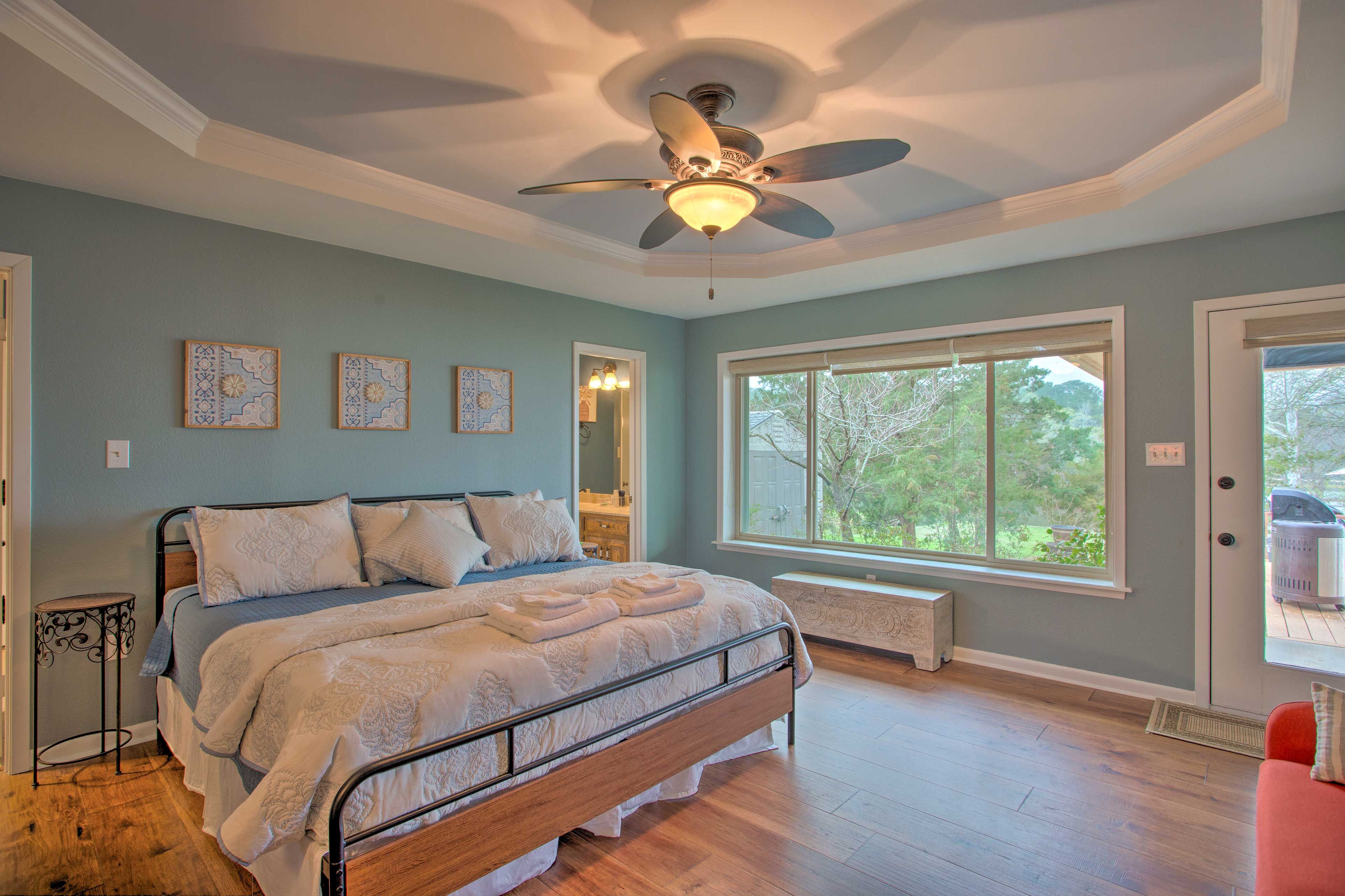 Bedroom 1 | King Bed | Sleeper Sofa | Linens Provided | Smart TV