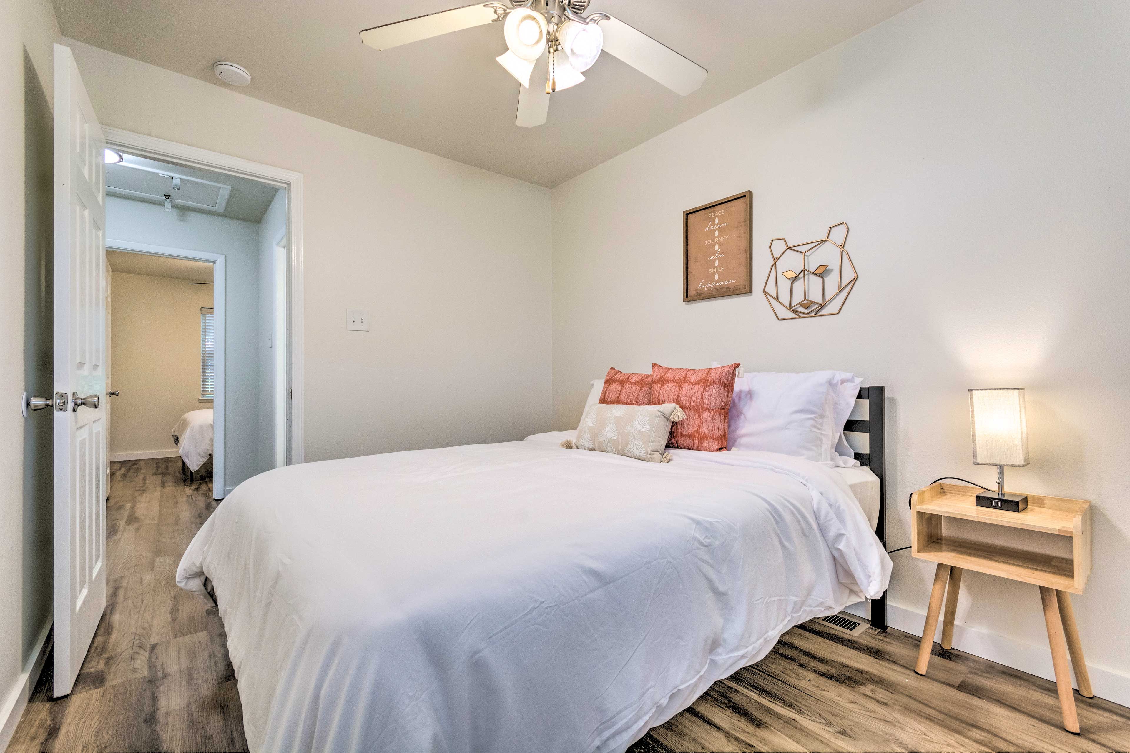 Bedroom 2 | Queen Bed | Towels Provided