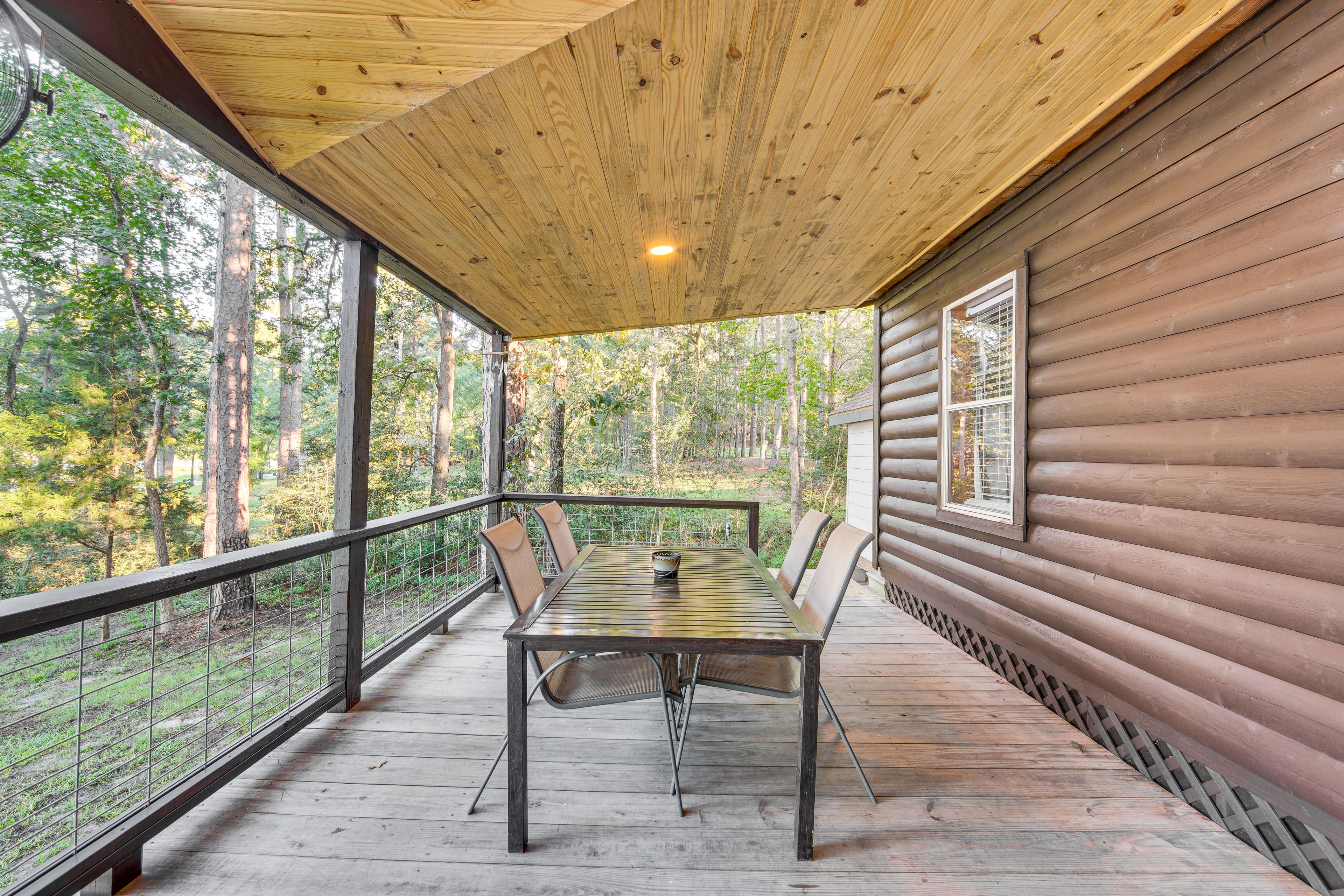 Deck | Gas Grill