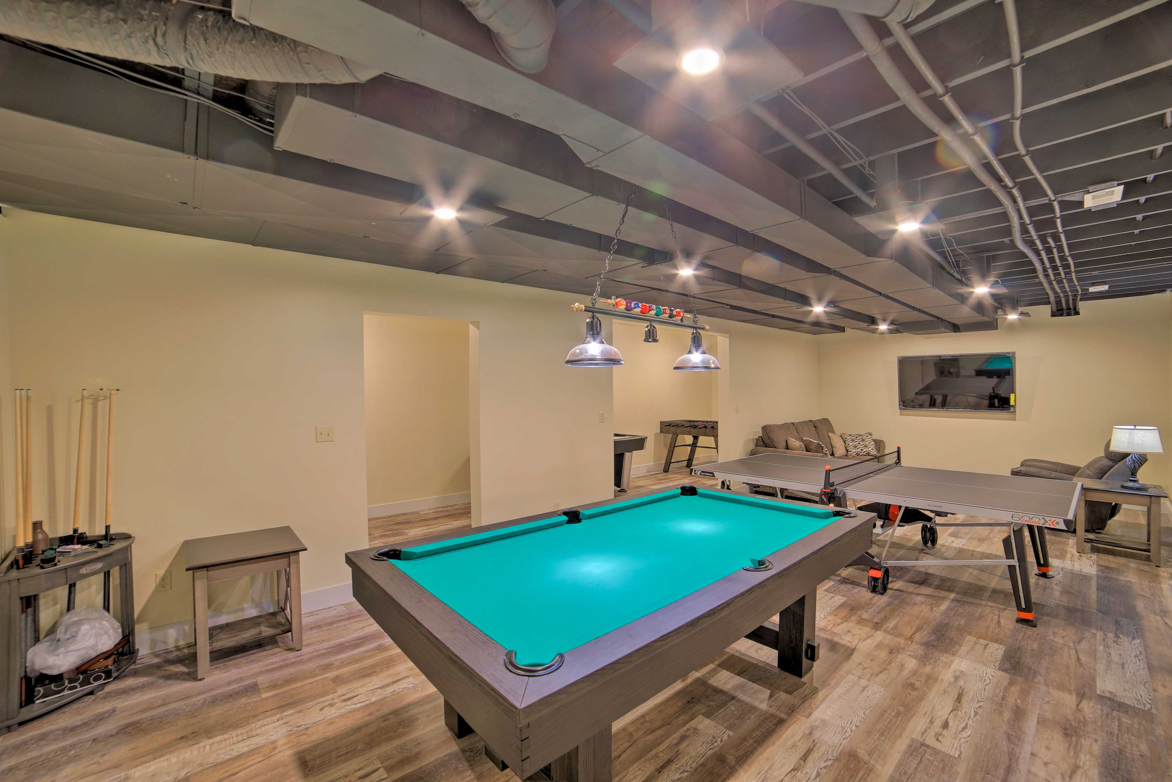 Game Room | Pool Table | Foosball Table | Ping Pong Table