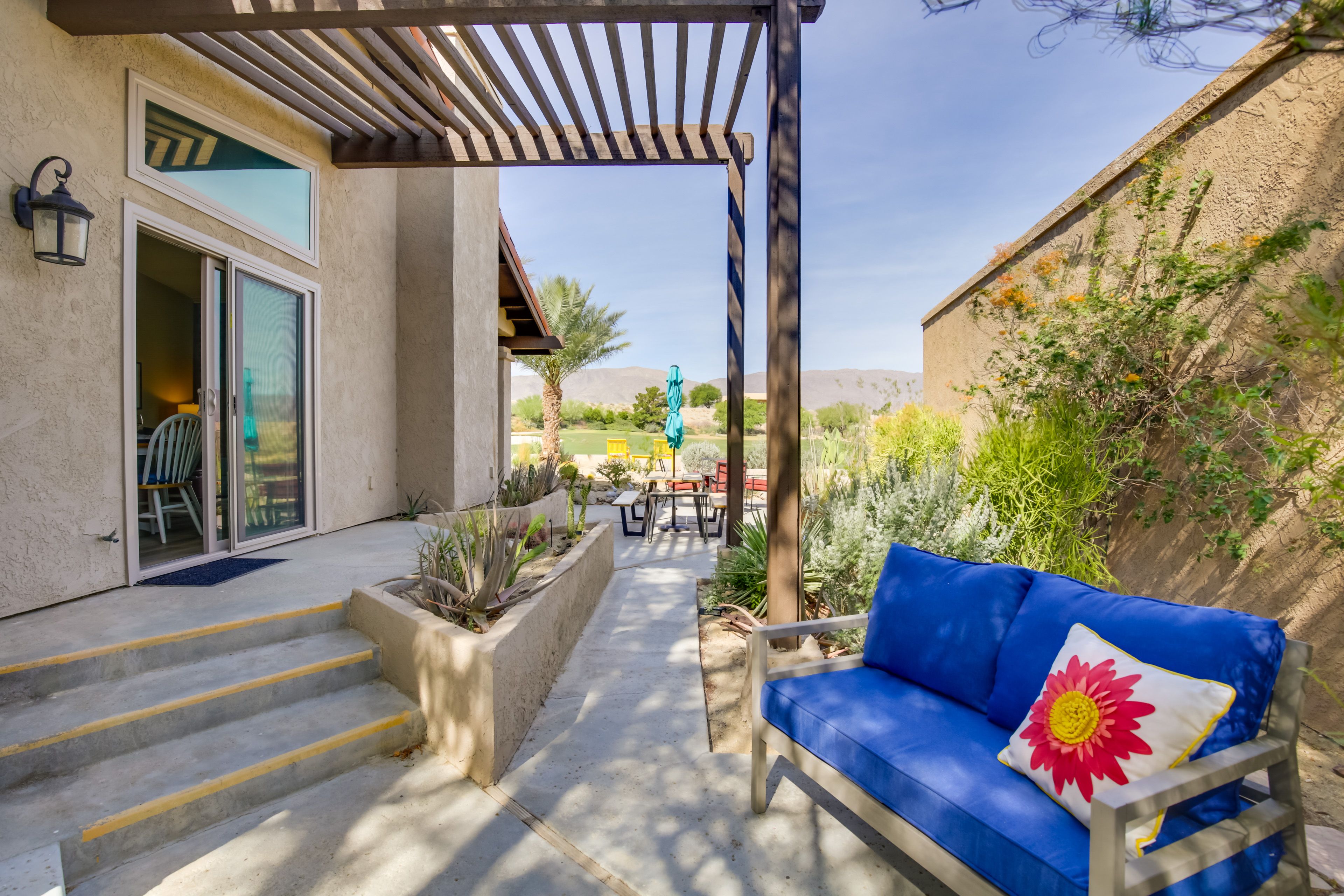 Patio | Outdoor Dining | Gas Grill