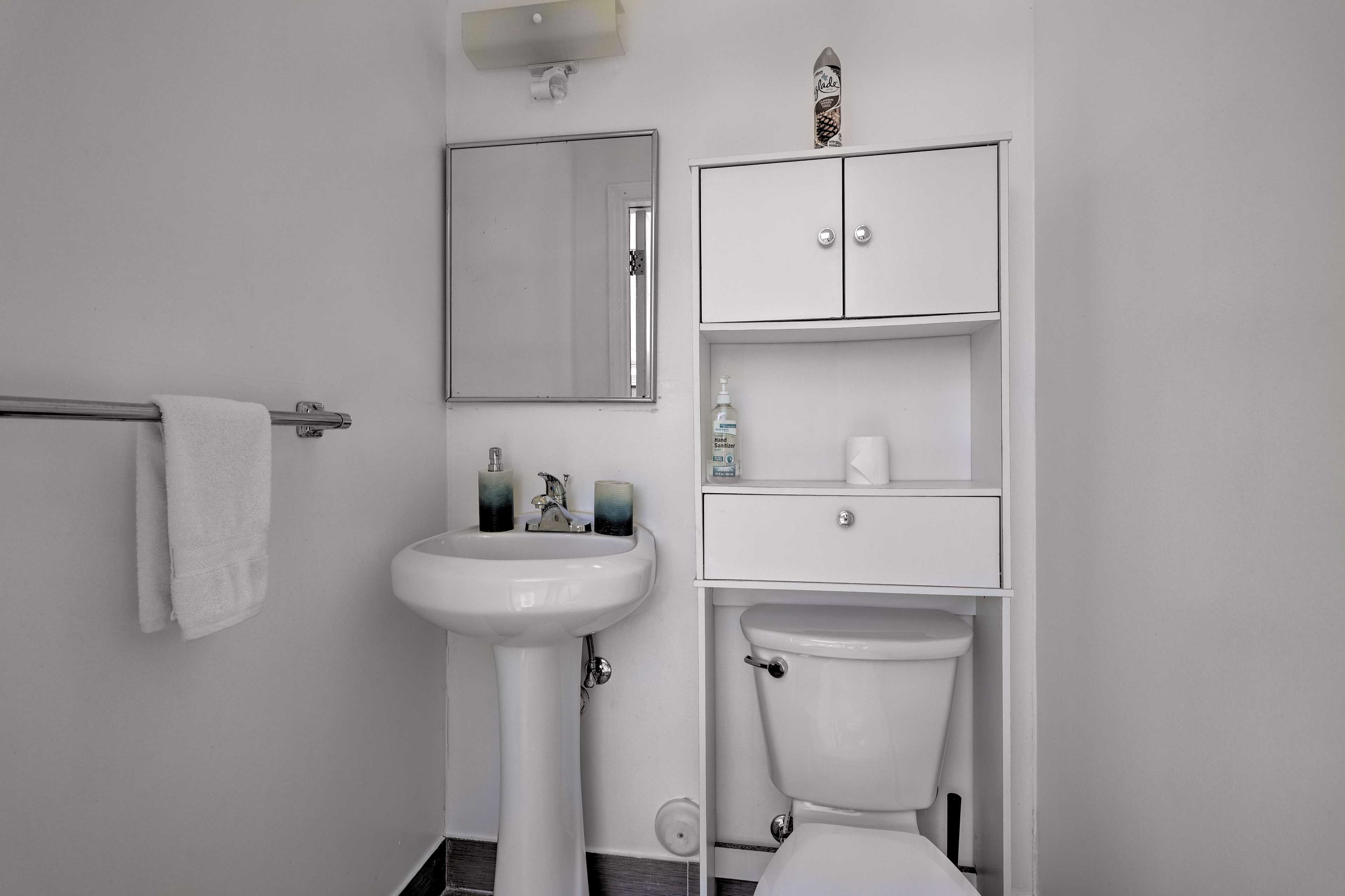 Full Bathroom