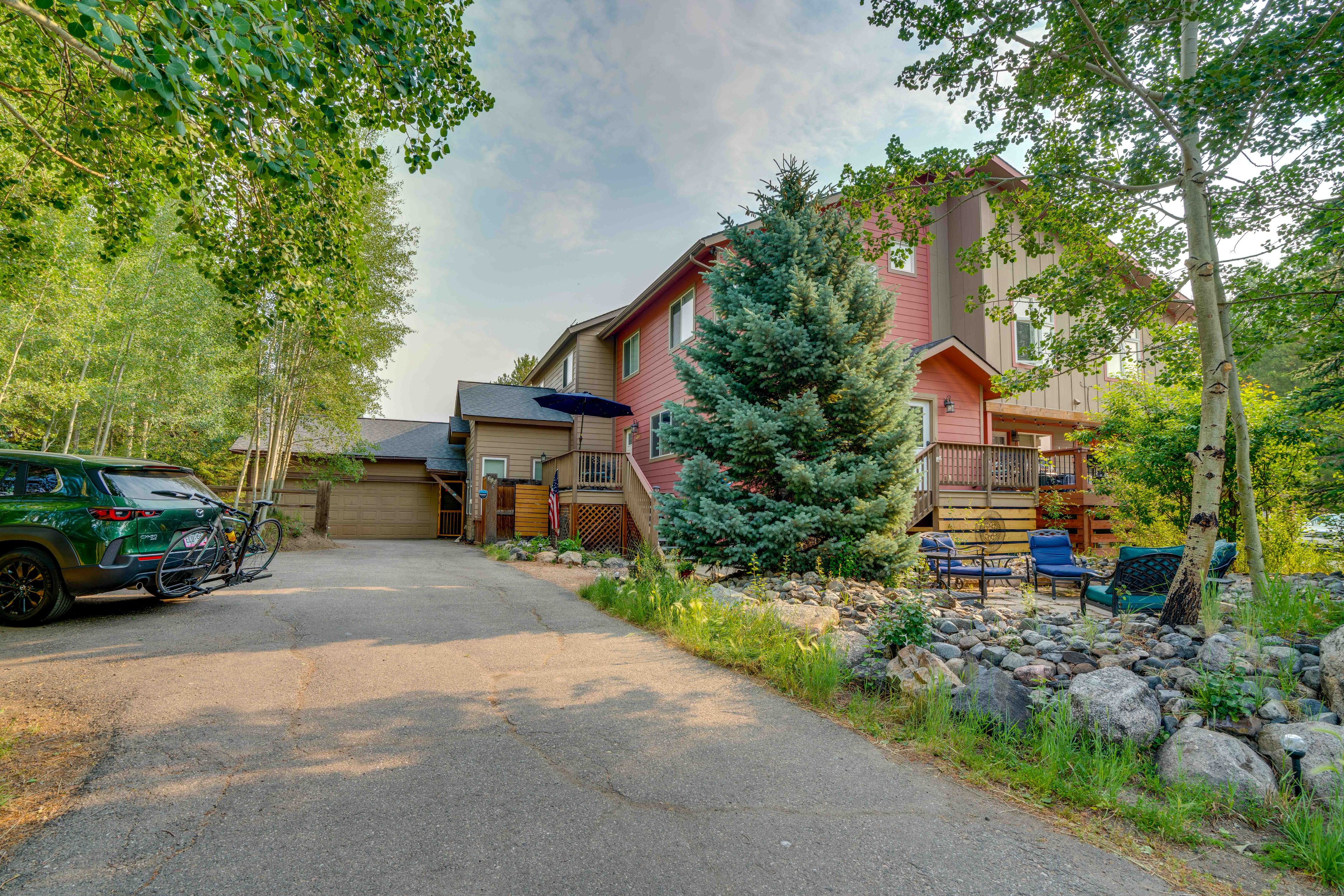 Townhome Exterior | Driveway Parking (2 Vehicles)